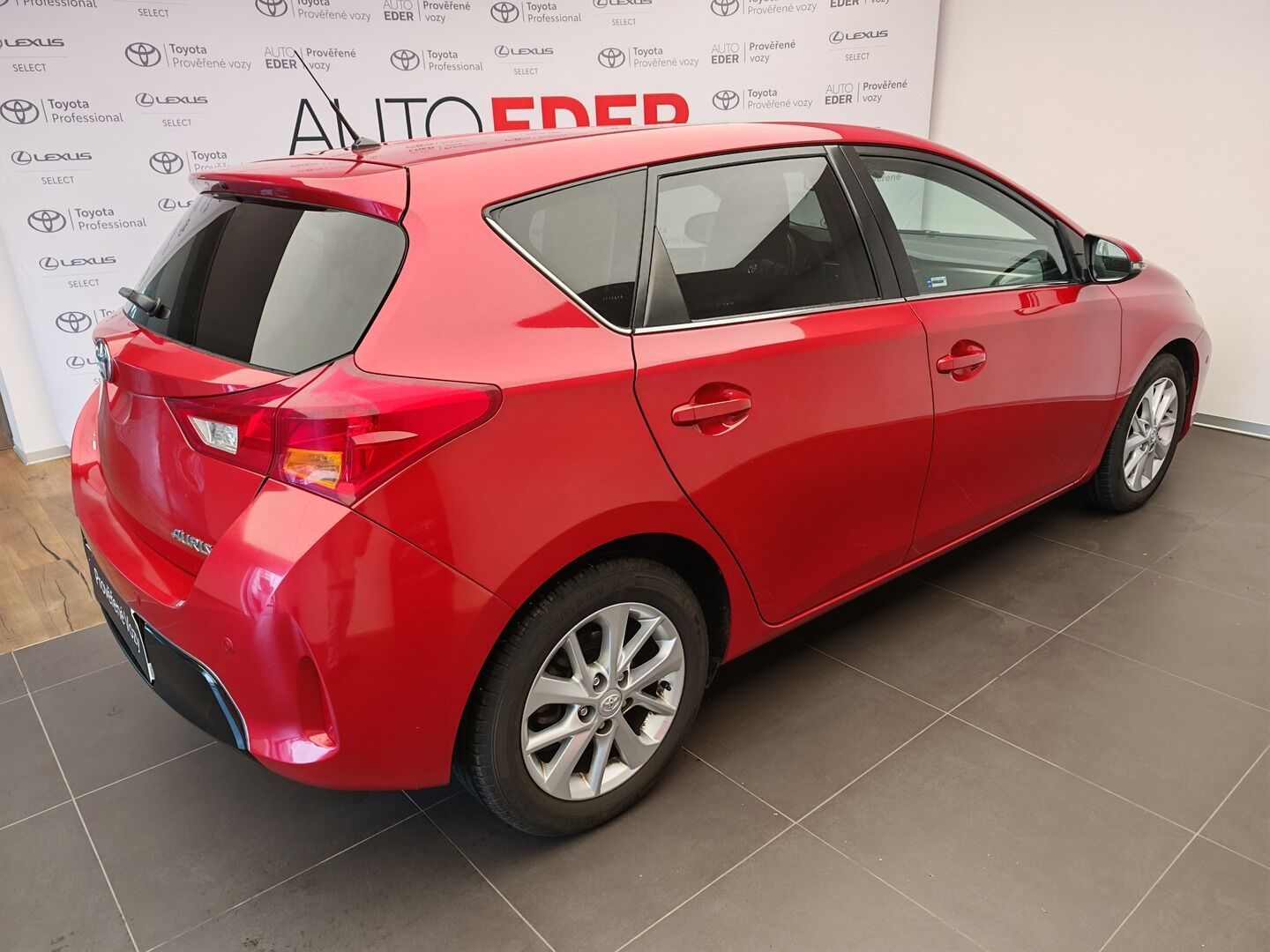 Toyota Auris, 1.3 Dual VVT-i Active - fotka 4