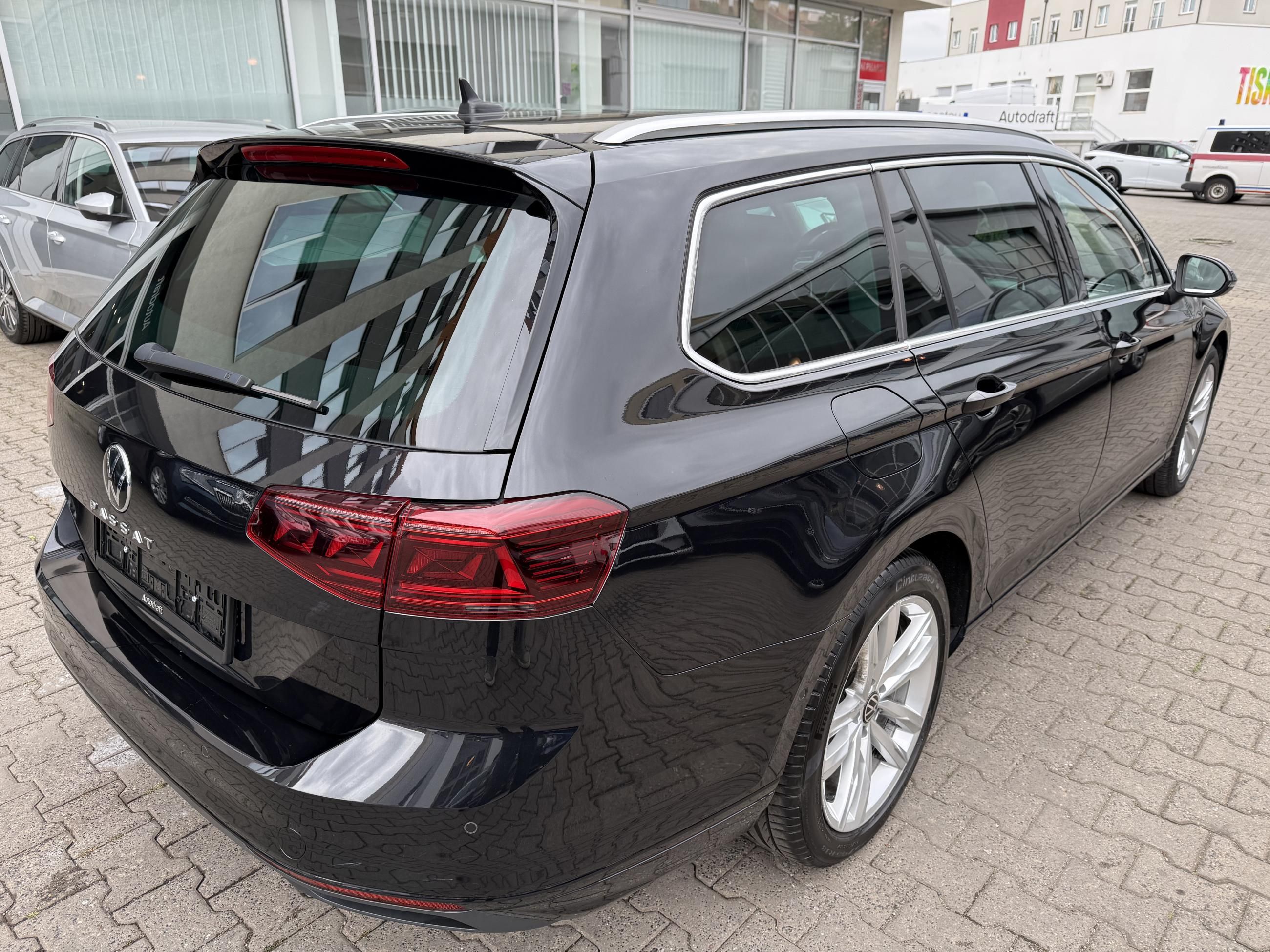 Volkswagen Passat Variant, TDI 110 kW DSG / Tažné - fotka 6