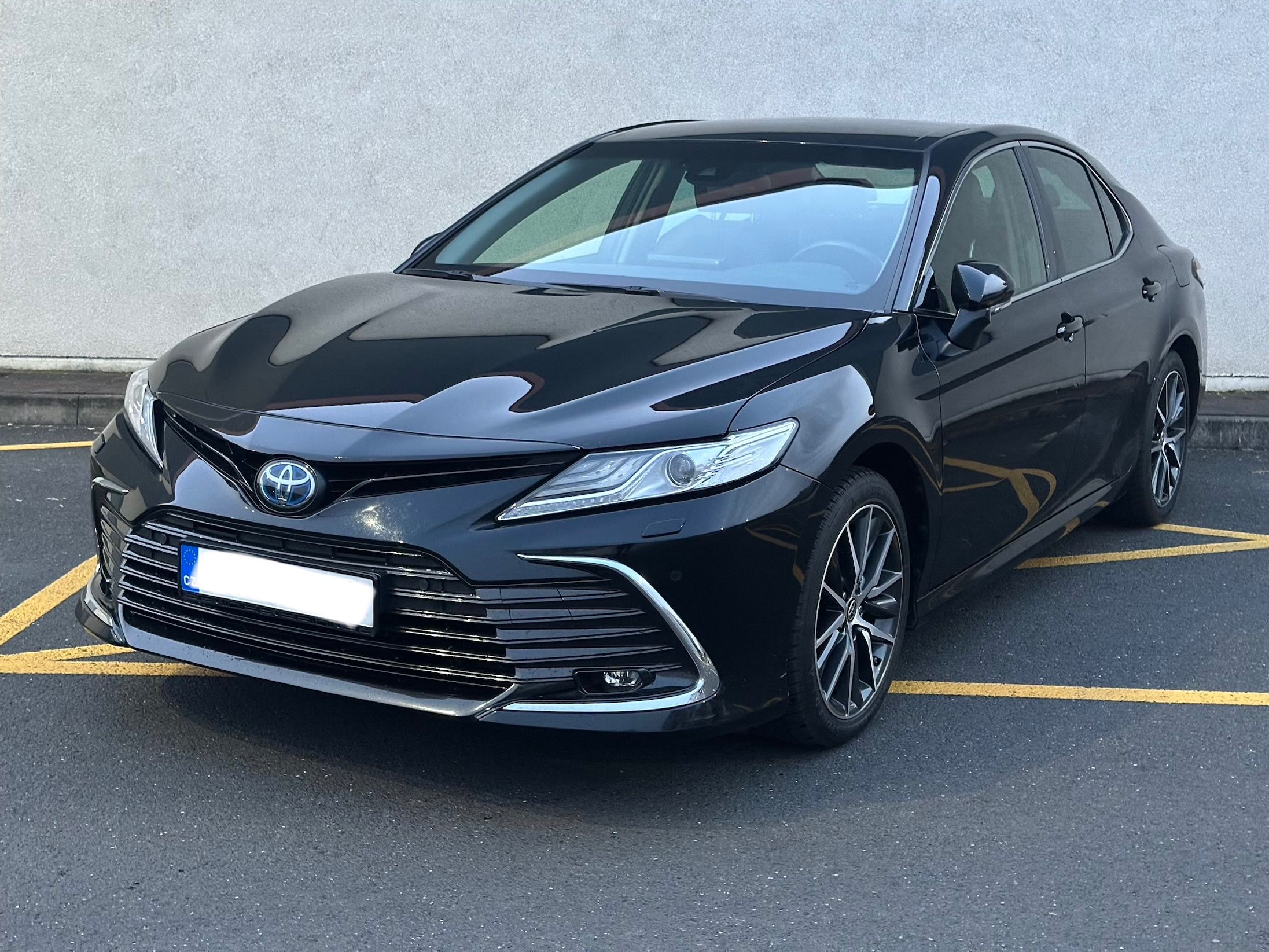 Toyota Camry, 2,5hybrid,executiv,1maj.Čr,DPH