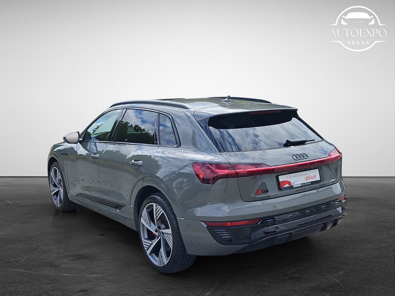 Audi Q8 e-tron, 50 quattro S line NaviPlus* - fotka 2