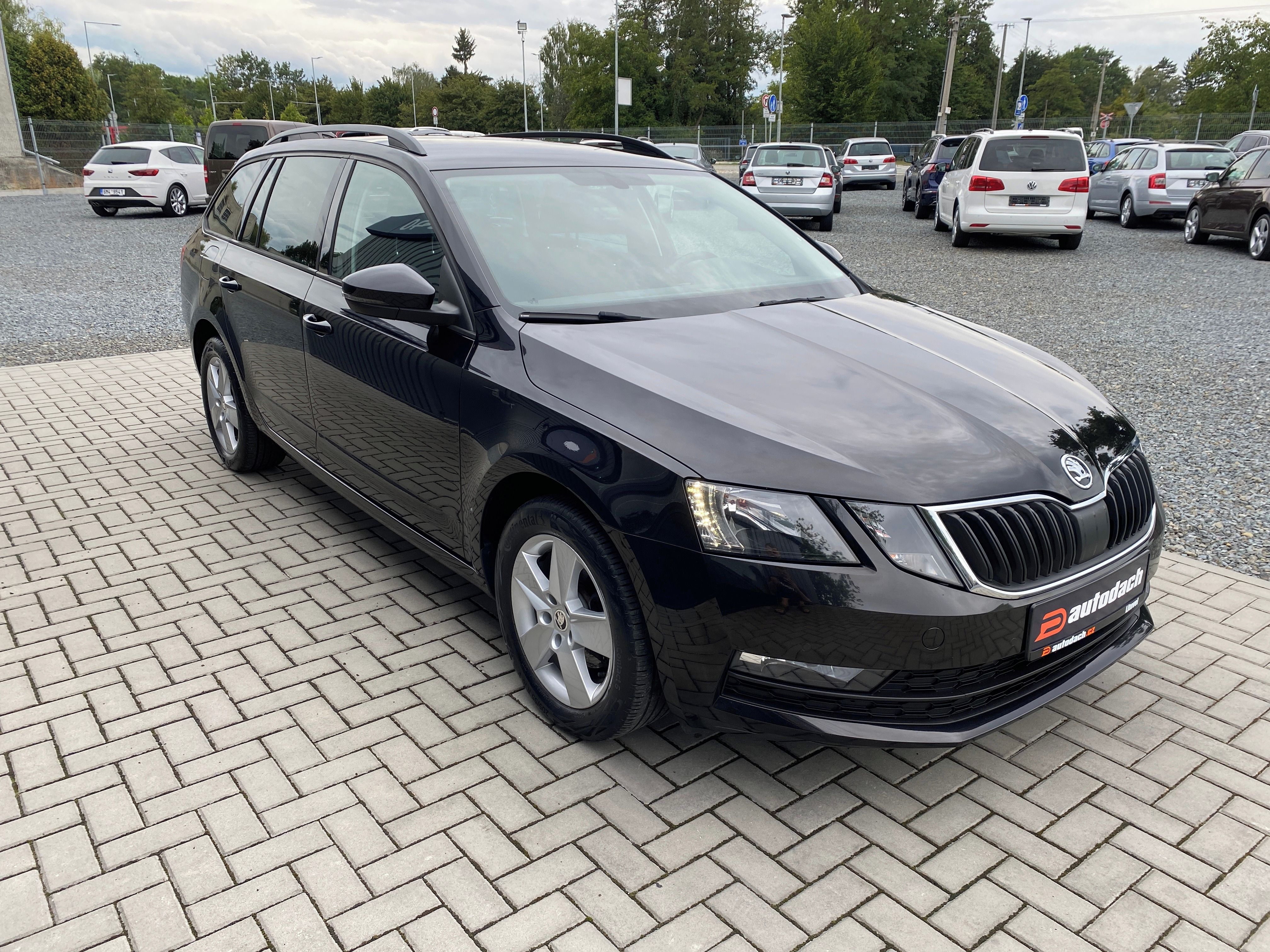 Škoda Octavia, 1.4 TSI 110kW - 1xMAJ. - NAVI - fotka 6