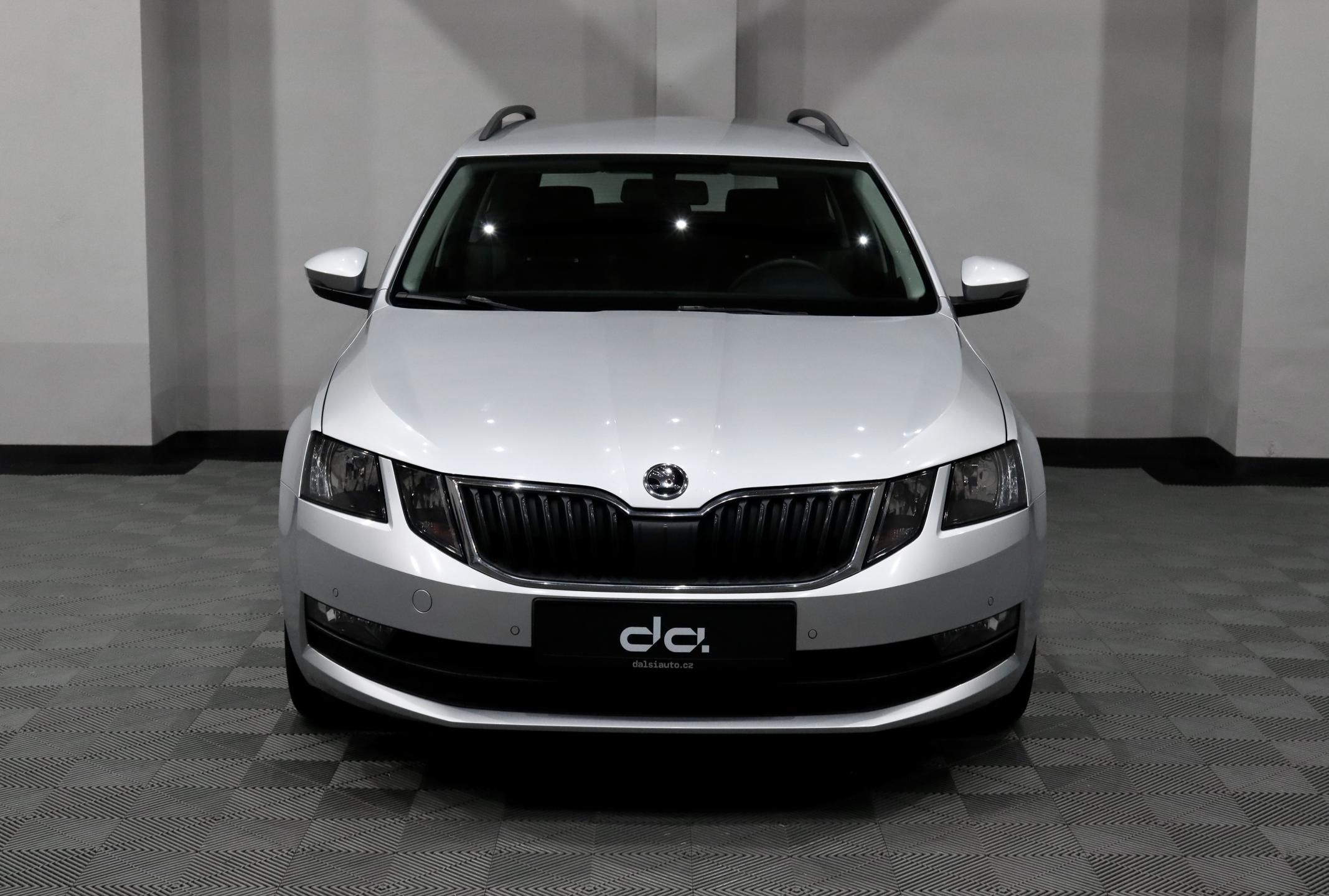 Škoda Octavia, 3 FL Combi 1.4 TSI 110 kW - fotka 4