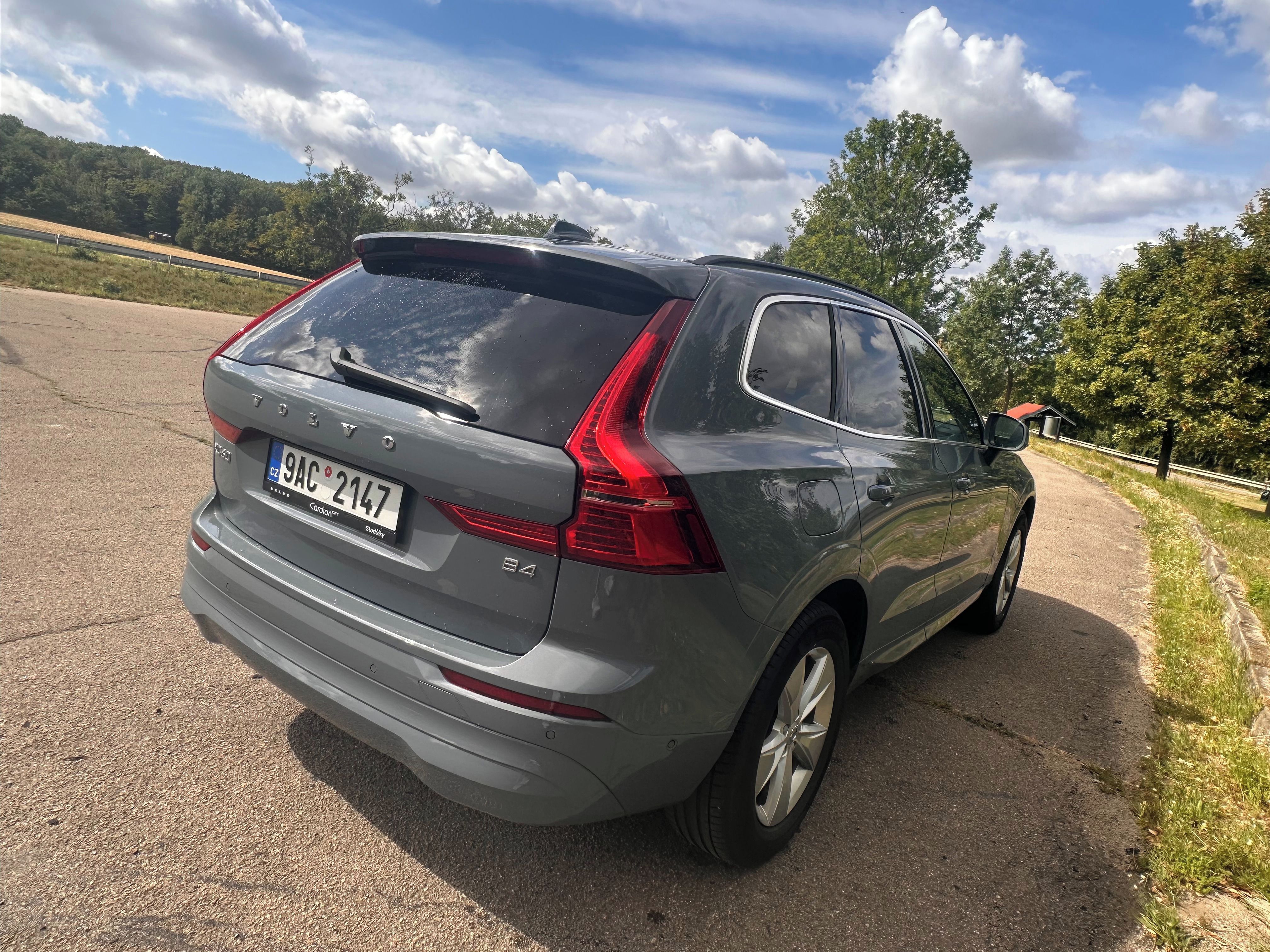 Volvo XC60, ČR, 1.maj. autor. servis - fotka 4
