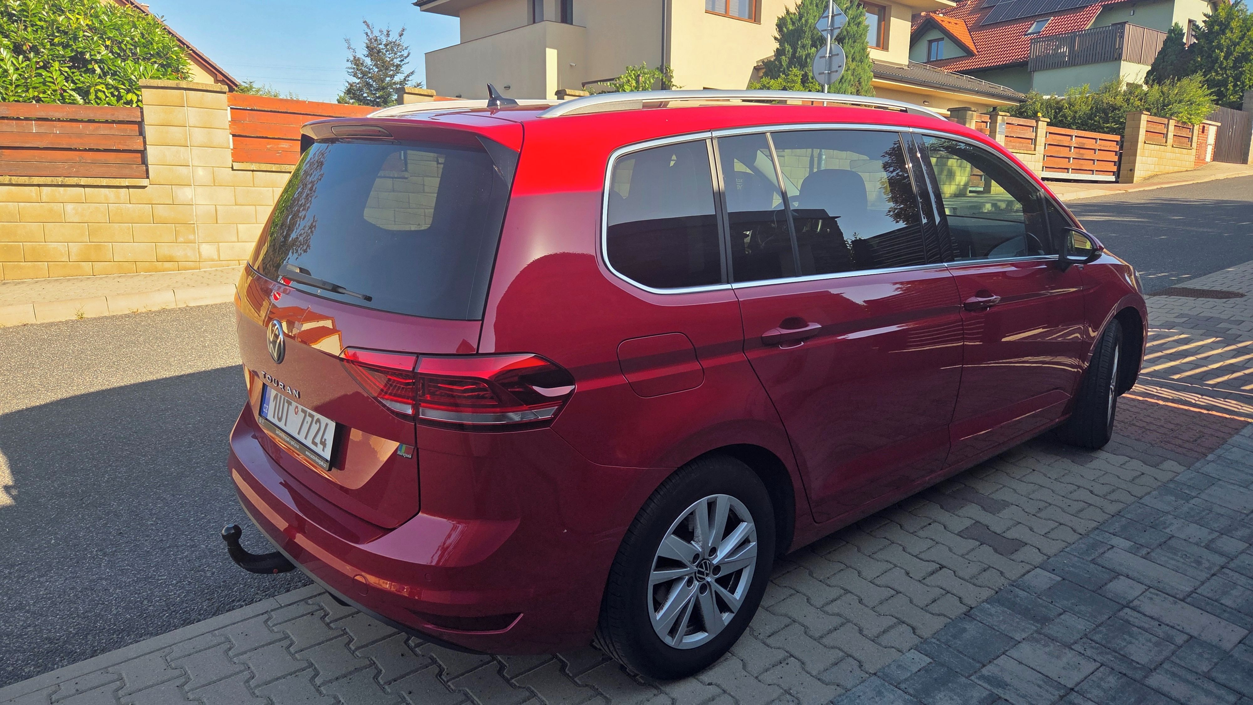 Volkswagen Touran, 1.5TSI DSG - fotka 2