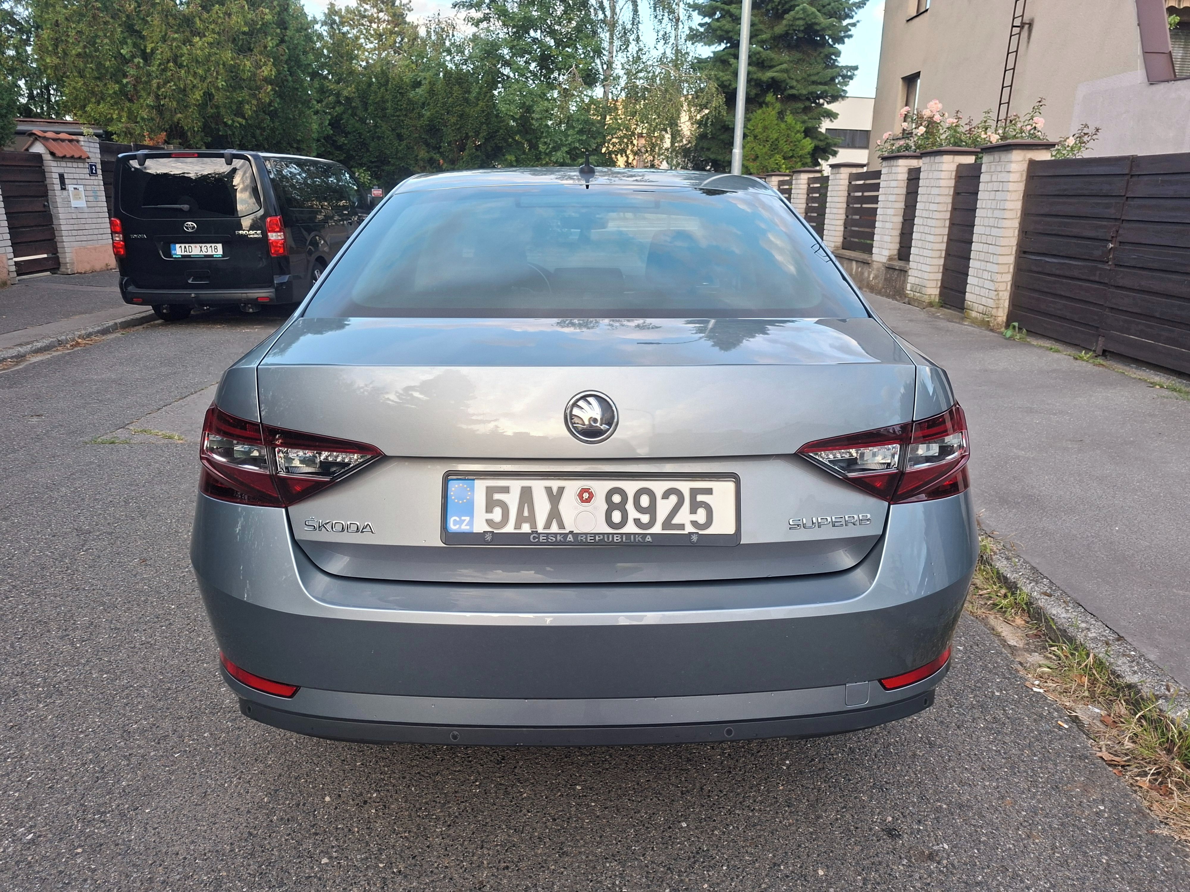 Škoda Superb, 2.0 TDI, 110kW, Style, DSG - fotka 6