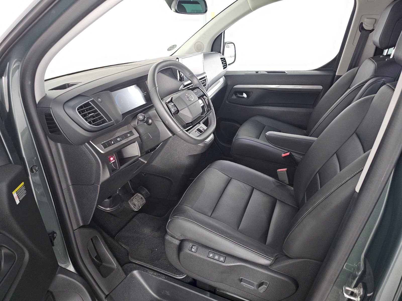 Toyota Proace, Proace Verso VIP L2 Webasto - fotka 6