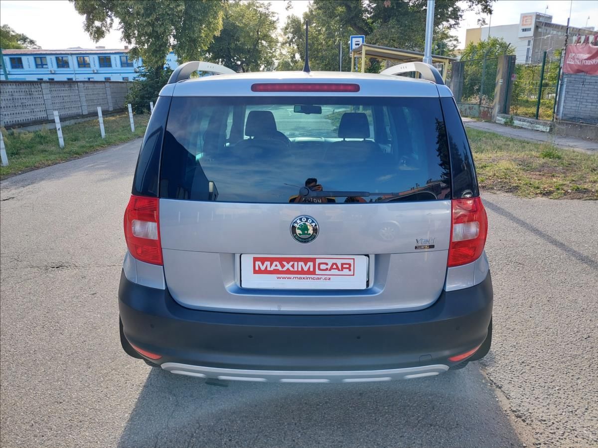 Škoda Yeti, 1,2 TSi Elegance DSG - fotka 6