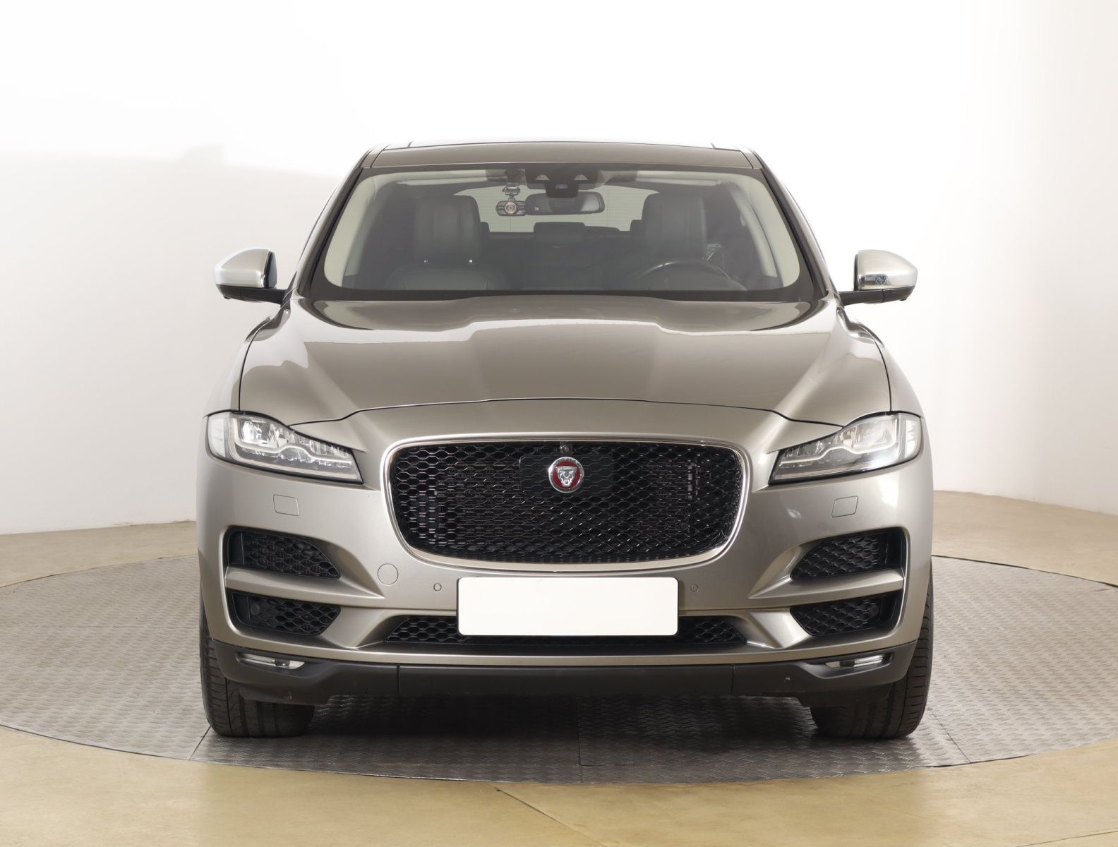 Jaguar F-Pace, 30d AWD, 4X4, Automat - fotka 2