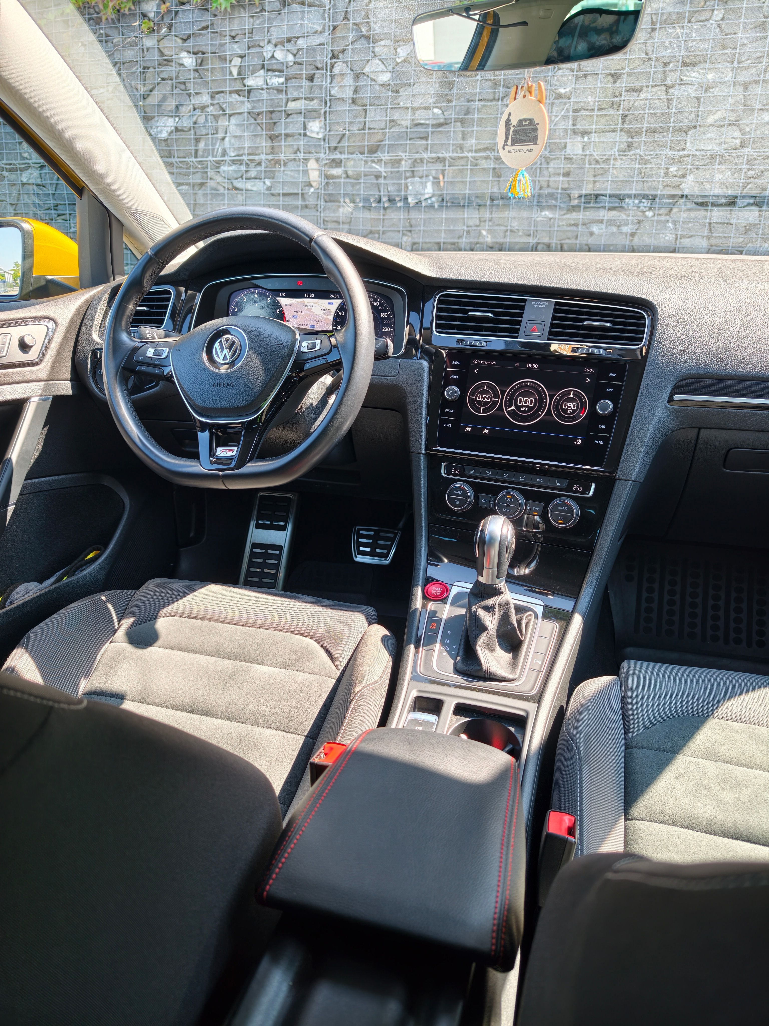 Volkswagen Golf, 7.5 R-Line 1.4 TSI 110kw, DCG7 - fotka 5