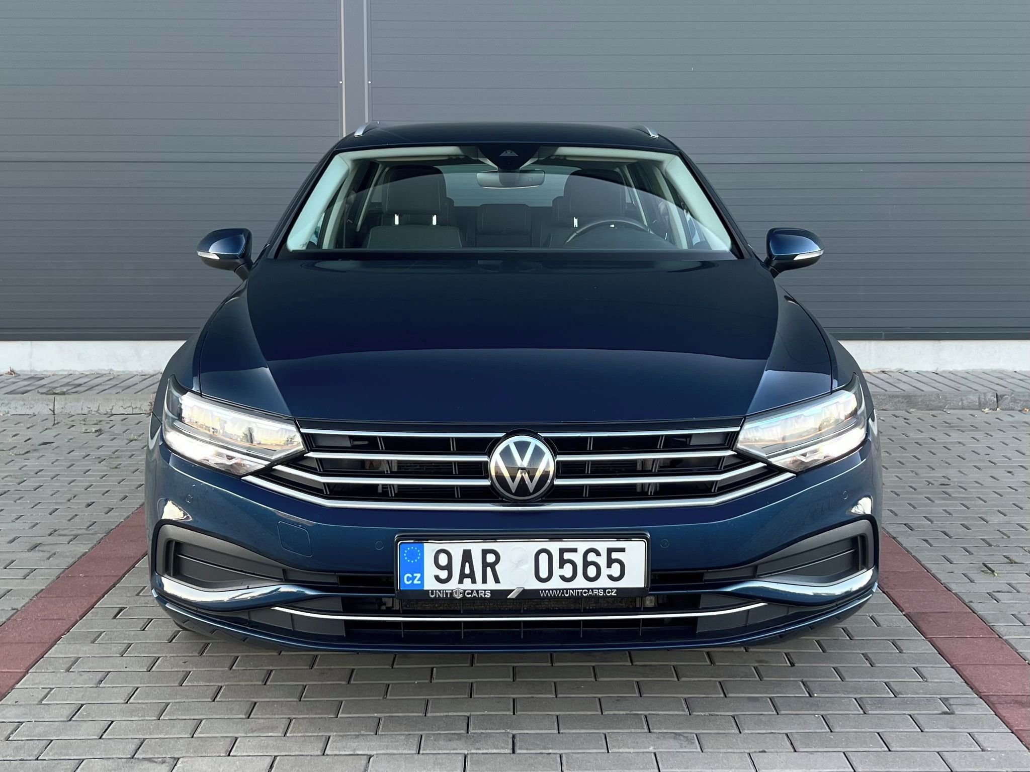 Volkswagen Passat, 2.0 TDI-DSG-Business2xPneu - fotka 2