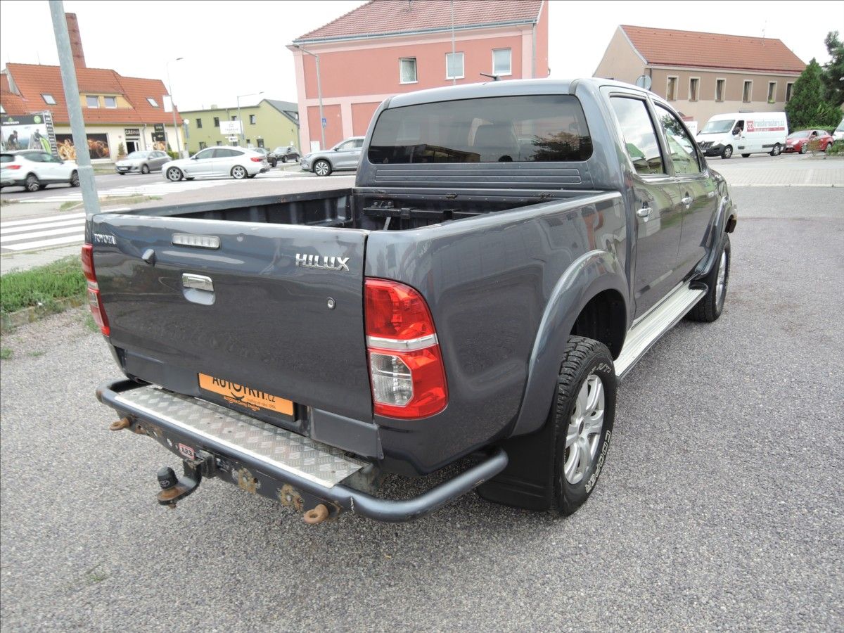 Toyota Hilux, 3,0 D-4D Aut. Offroad ARB Navi - fotka 6