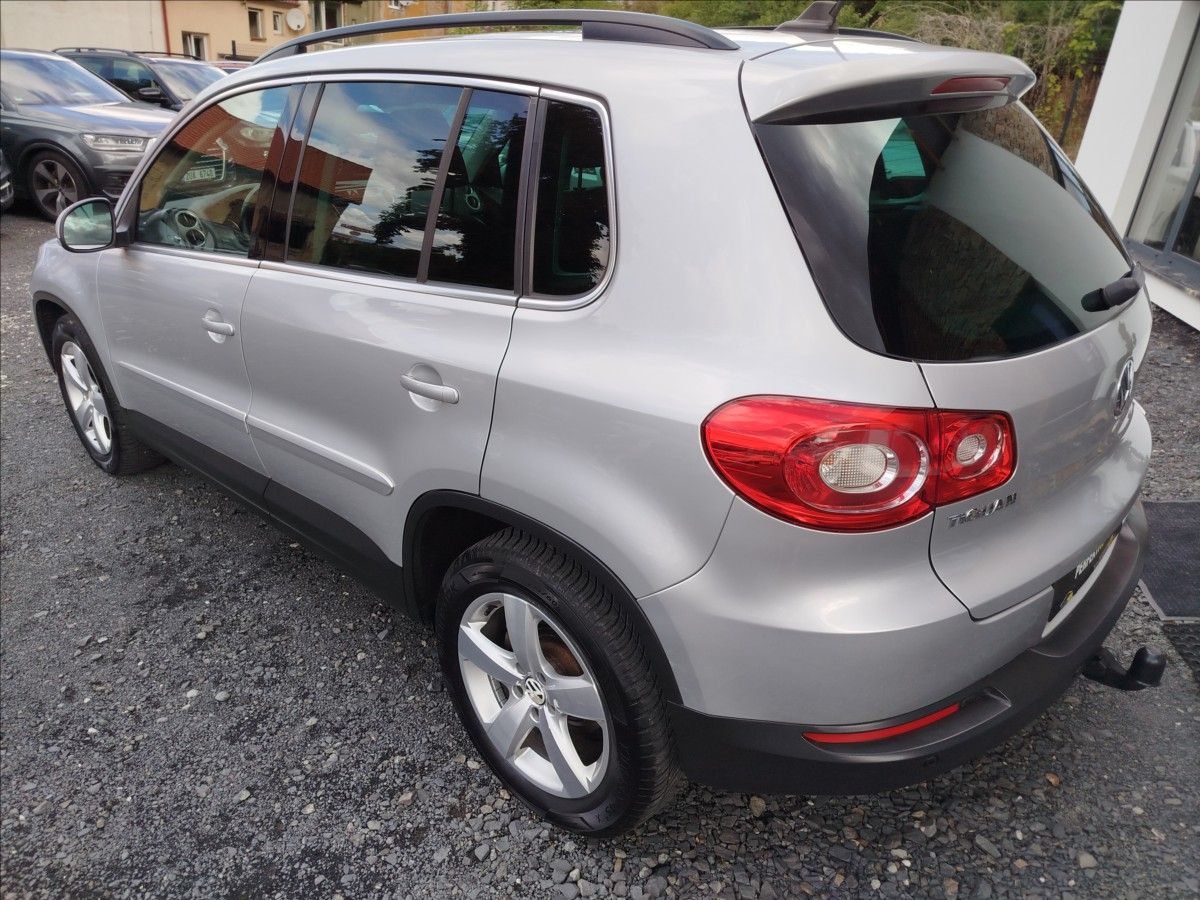 Volkswagen Tiguan, 2,0 2,0 TSi Track & Field,4Mot - fotka 4