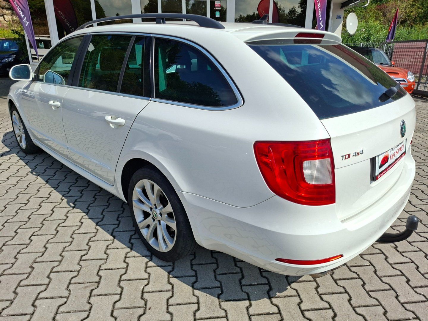 Škoda Superb, 2.0TDI 125kW 6MAN 4X4 - fotka 6