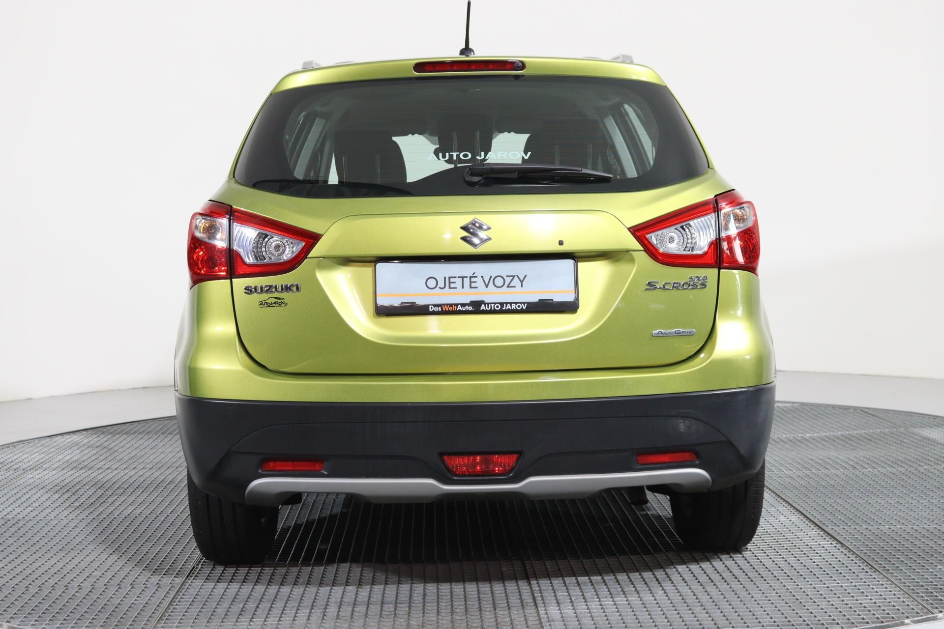 Suzuki SX4, 1.6i 88kw 4x4 - fotka 6