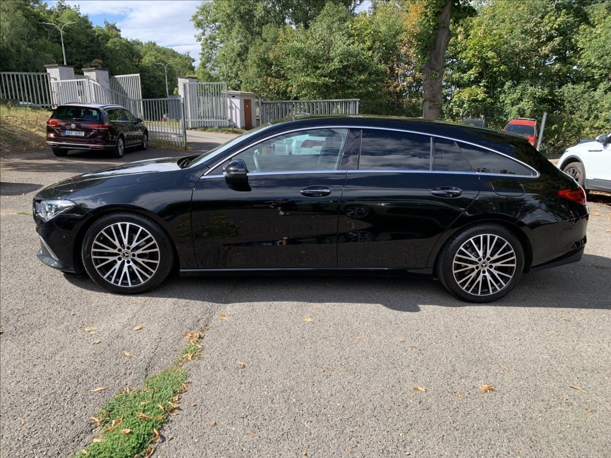 Mercedes-Benz CLA, 2,0 200D - fotka 5