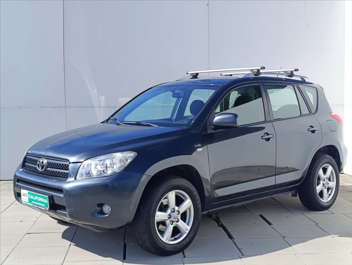 Toyota Rav4, 2,2 D-4D 4x4 Aut.klimatizace