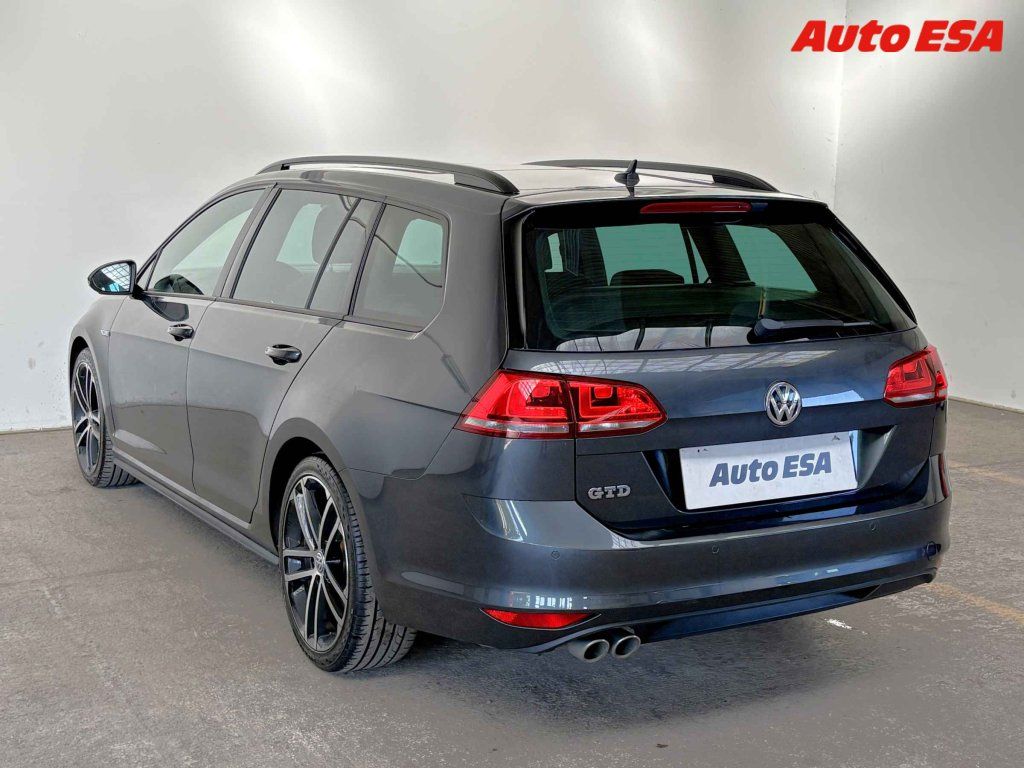 Volkswagen Golf, 2.0 TDi,GTD - fotka 6