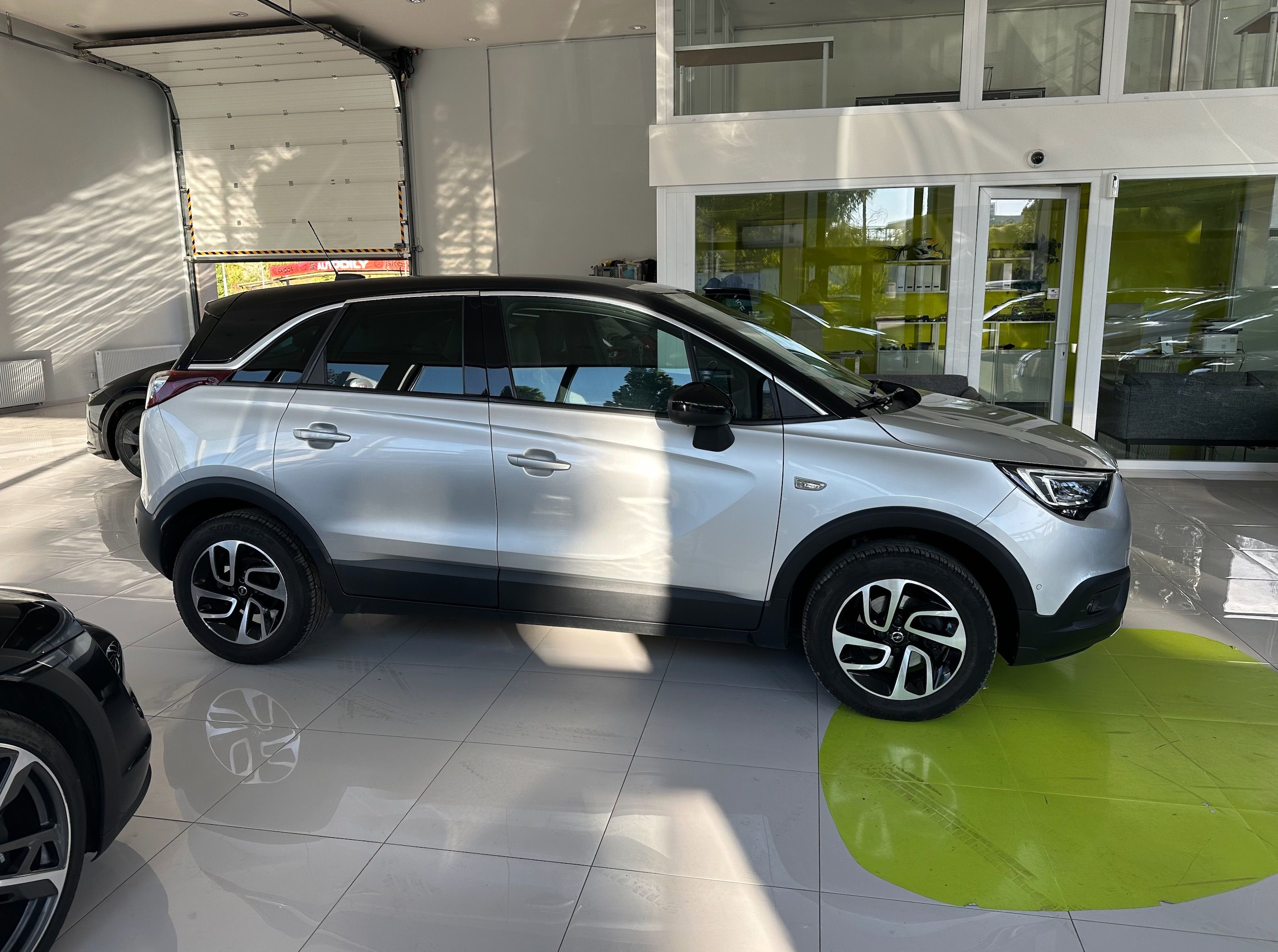 Opel Crossland X, 1.2 | 81 kW | VELMI PĚKNÝ STAV - fotka 3