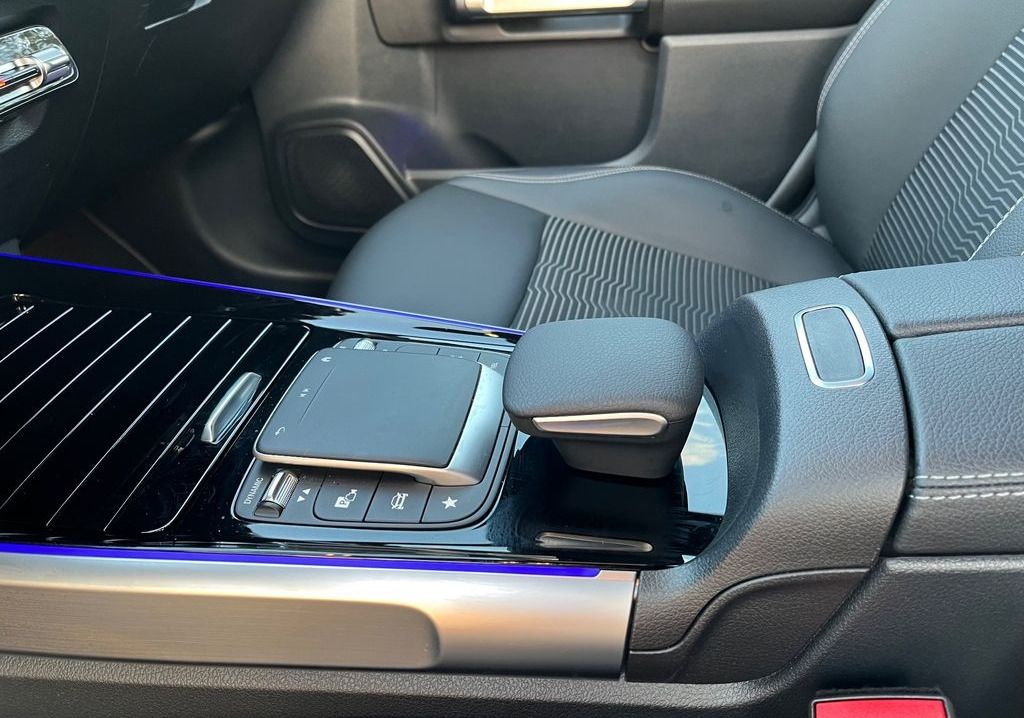 Mercedes-Benz GLB - fotka 3