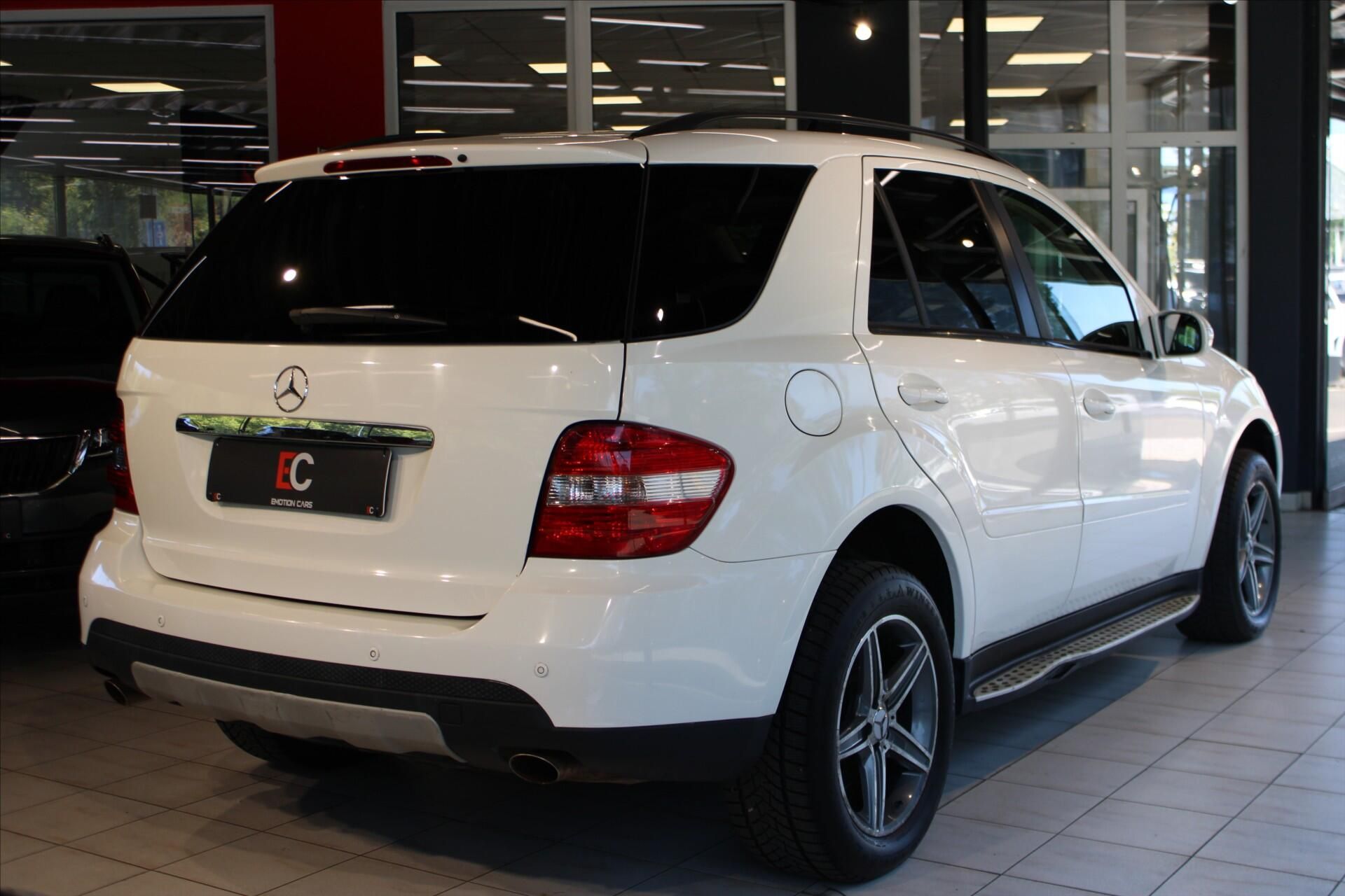 Mercedes-Benz Třídy M, 350 4MATIC H&K/Pano  ML - fotka 6