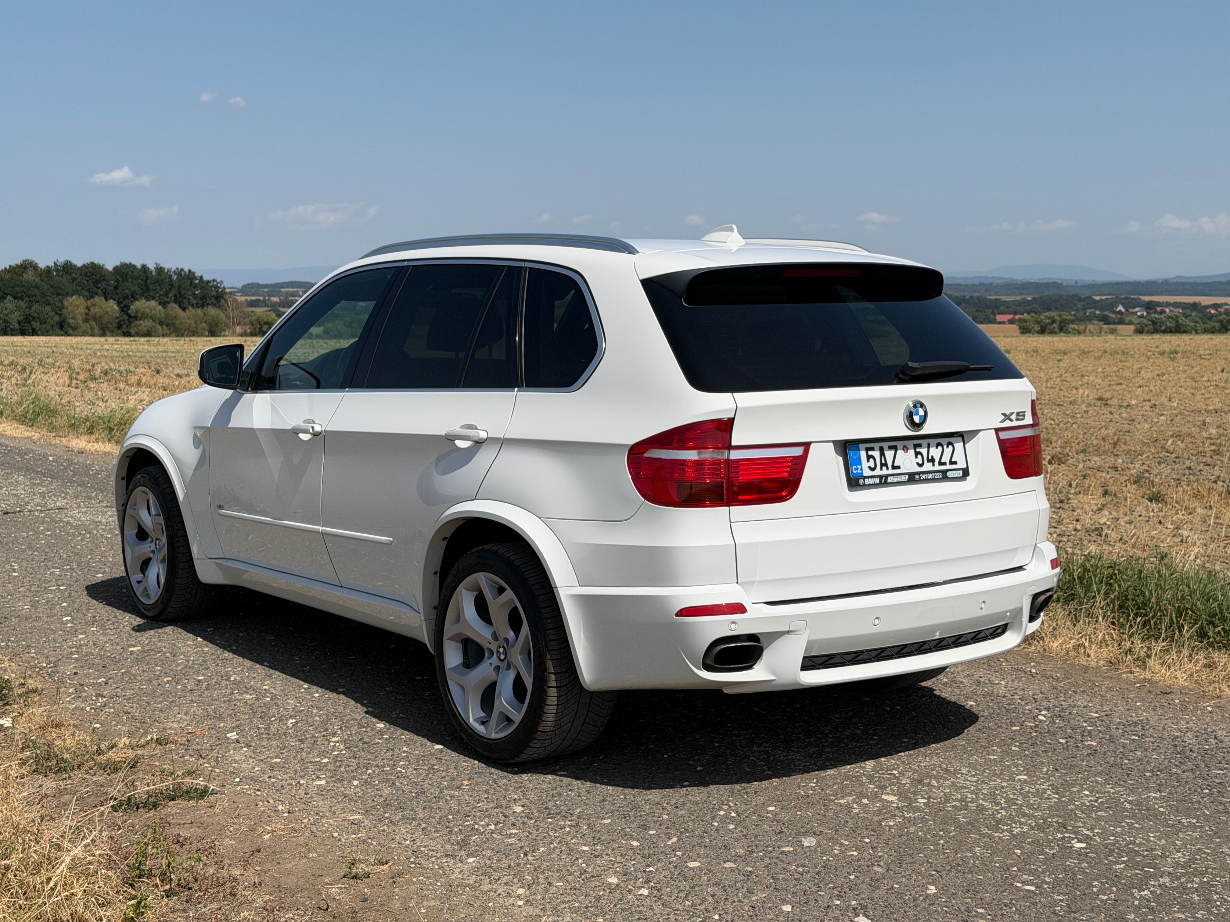 BMW X5, 4.8i E70 - fotka 3