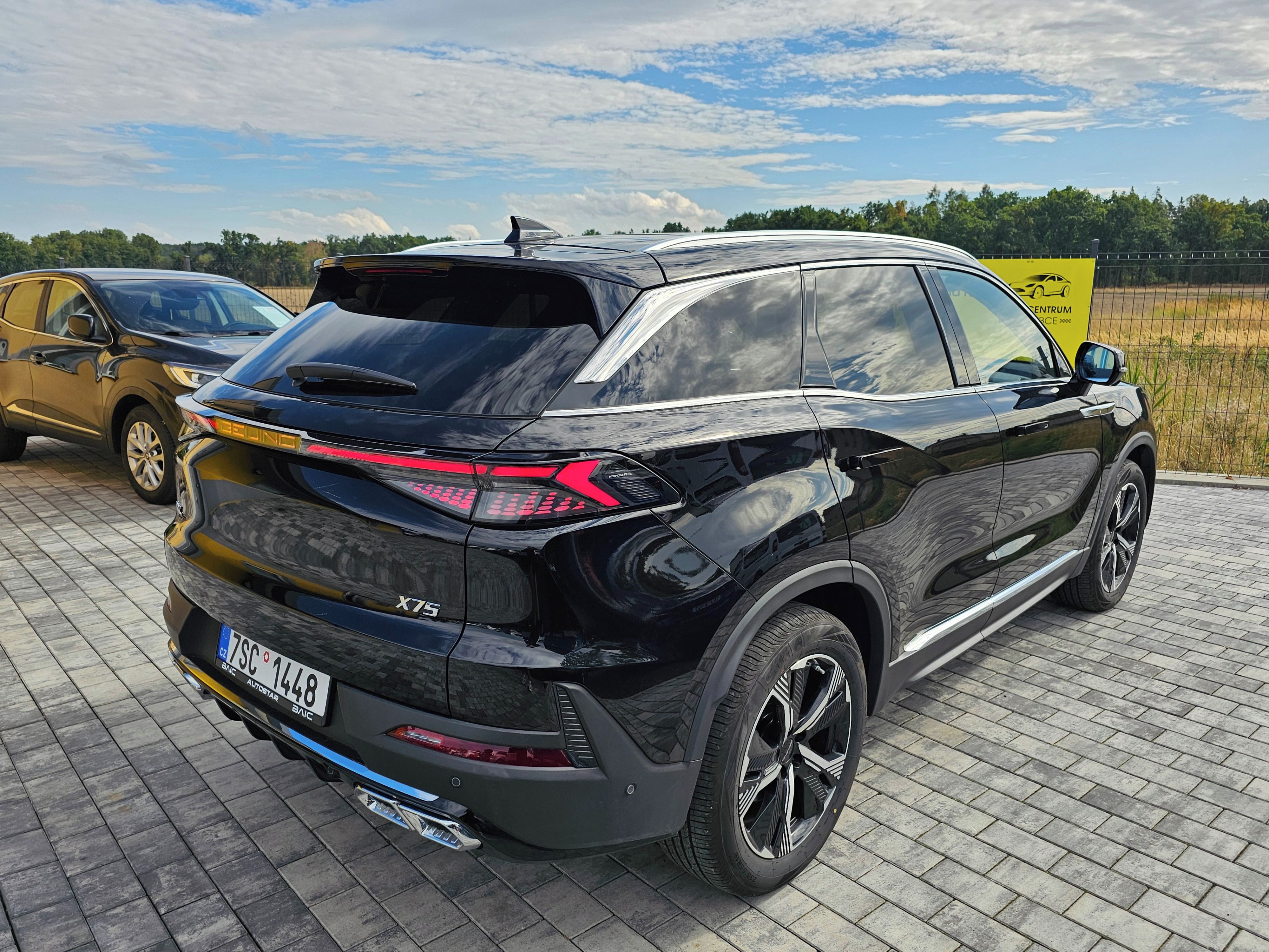 BAIC X7, 1.5T 130kW 7DCT 4x2 ALL IN - fotka 5