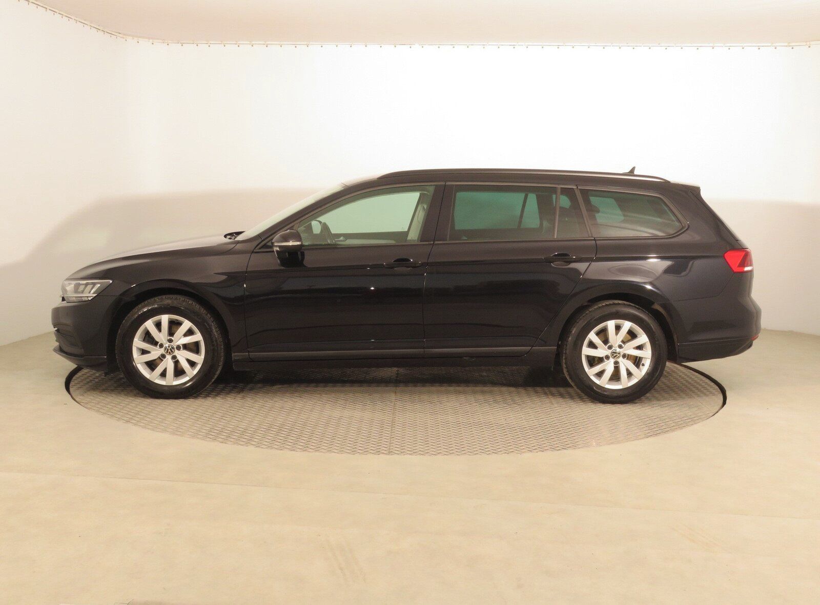 Volkswagen Passat, 2.0 TDI, Comfortline, Automat - fotka 3