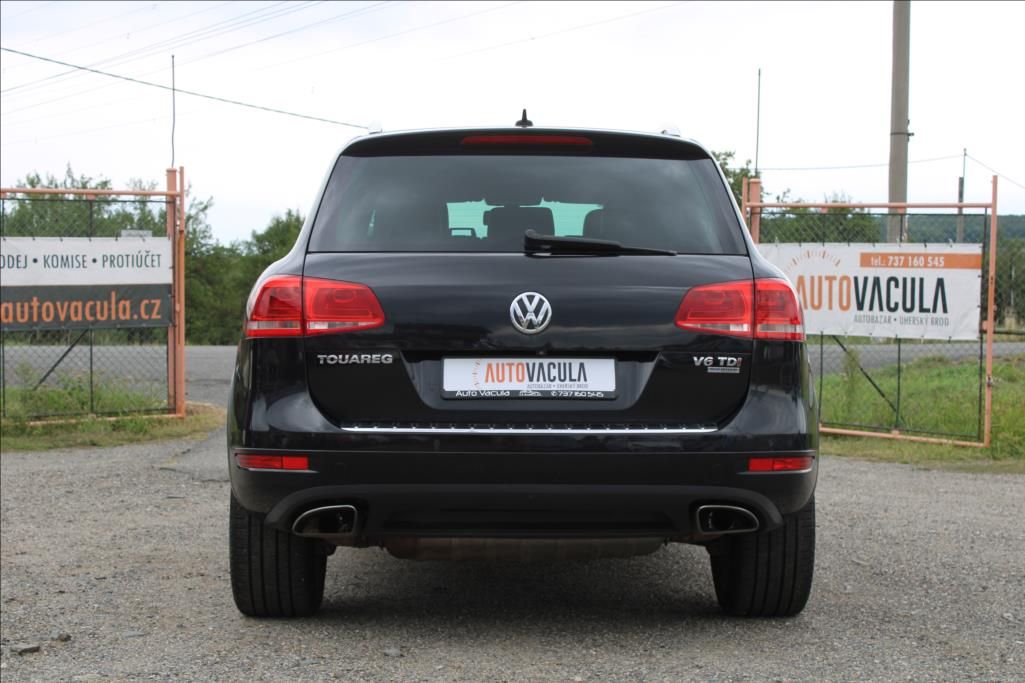 Volkswagen Touareg, 3,0 TDi  4 x 4, AUTOMAT, DPH - fotka 6