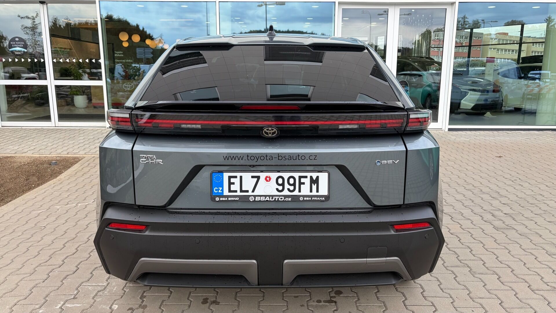 Toyota C-HR, Style 73 kWh FWD - fotka 4