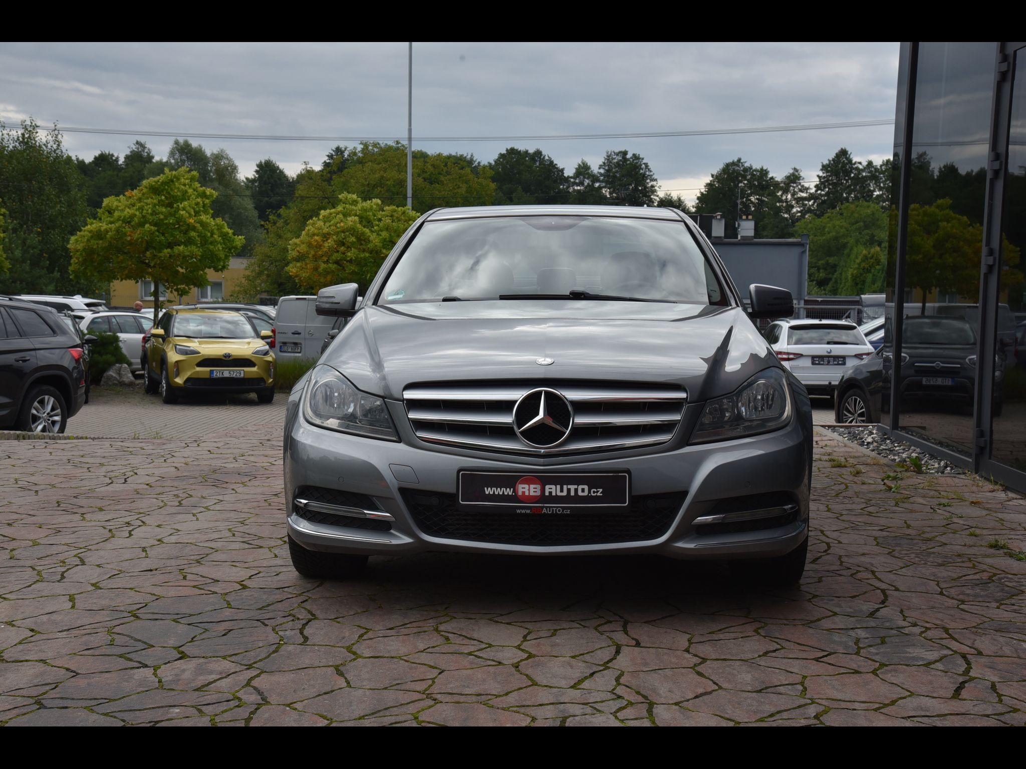 Mercedes-Benz Třídy C, 2.2 CDi 100 kw Automat - fotka 4