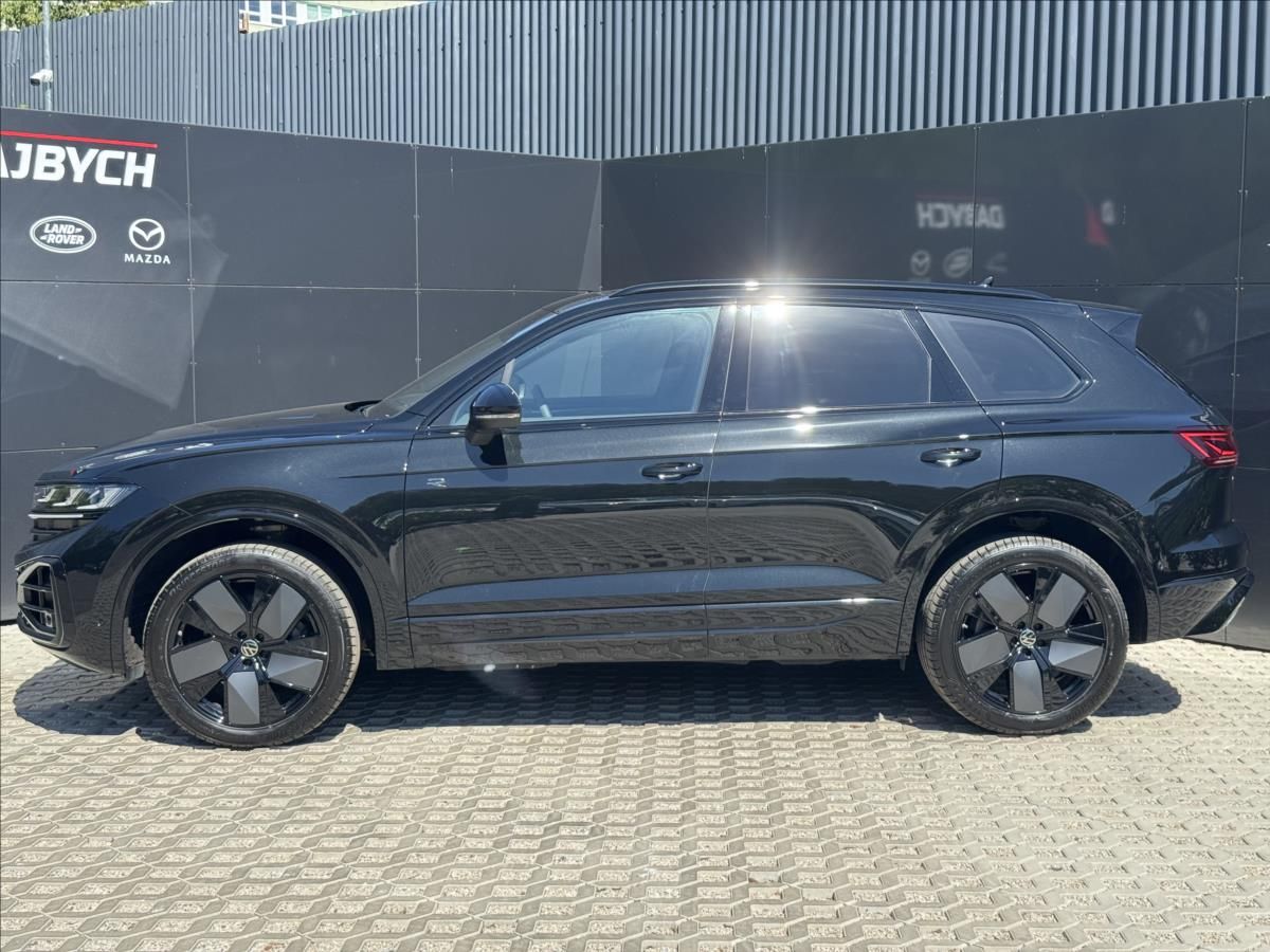 Volkswagen Touareg, 3,0 TSI V6 R-Line 4MOT ZÁRUKA - fotka 5