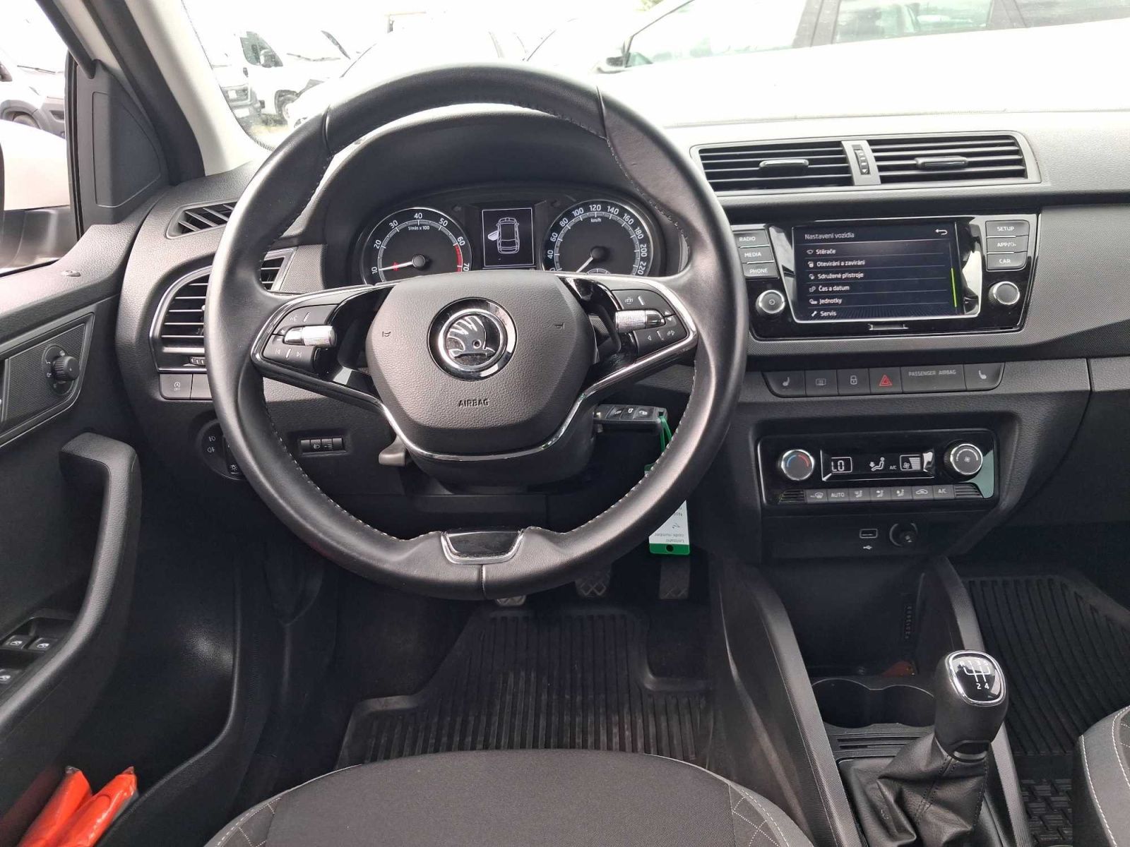 Škoda Fabia, 1.0 TSI, Ambition Plus, ČR - fotka 3