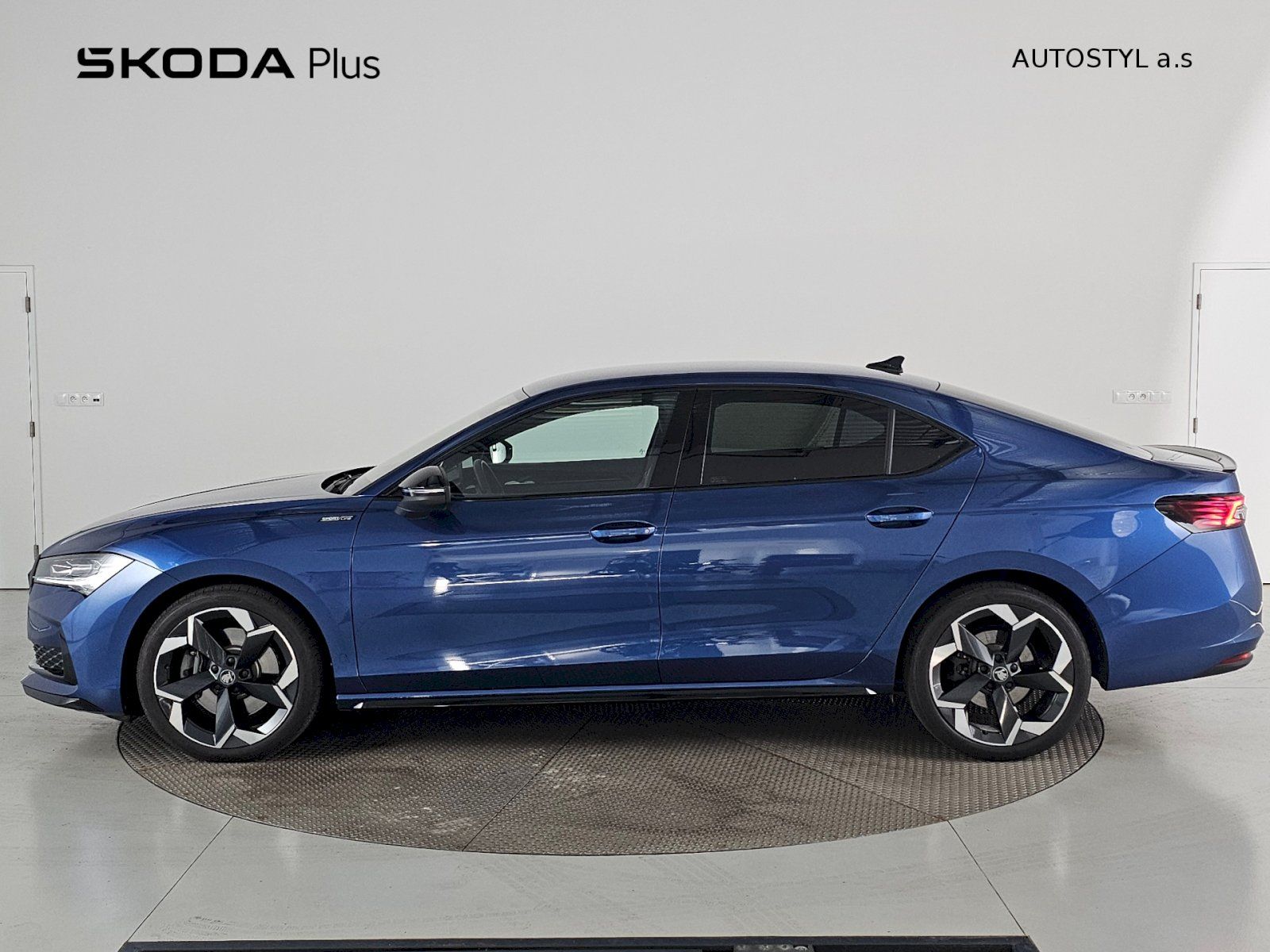 Škoda Superb, 2.0TDI 142kW 4X4 DSG Sportline - fotka 3