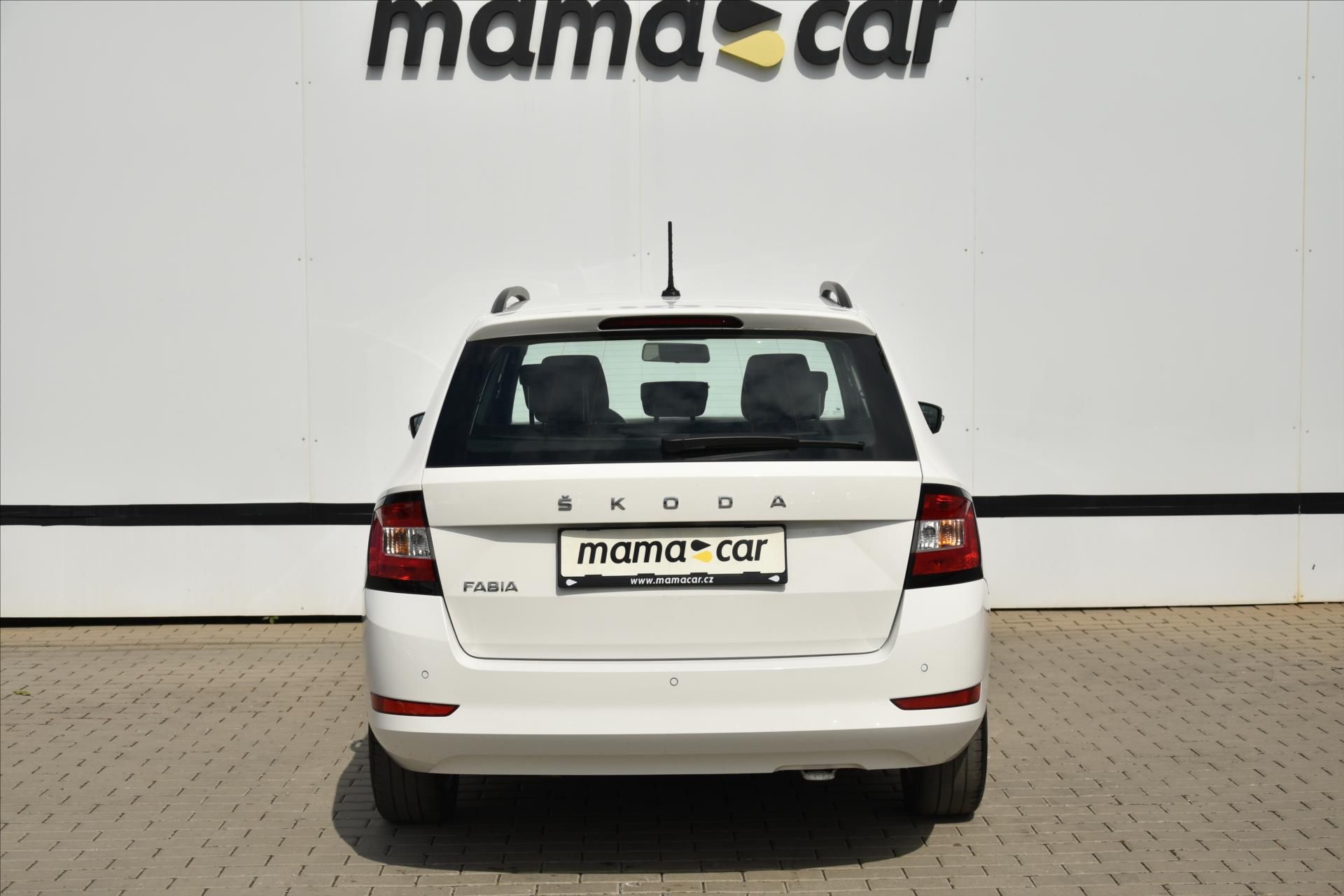 Škoda Fabia, 1.0 TSI AMBITION TOUR DPH ČR - fotka 6