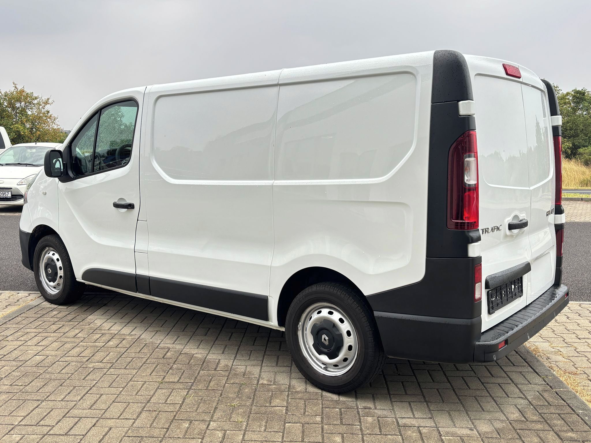 Renault Trafic, 1.6 dCi 66kW, Zadní senzory - fotka 3