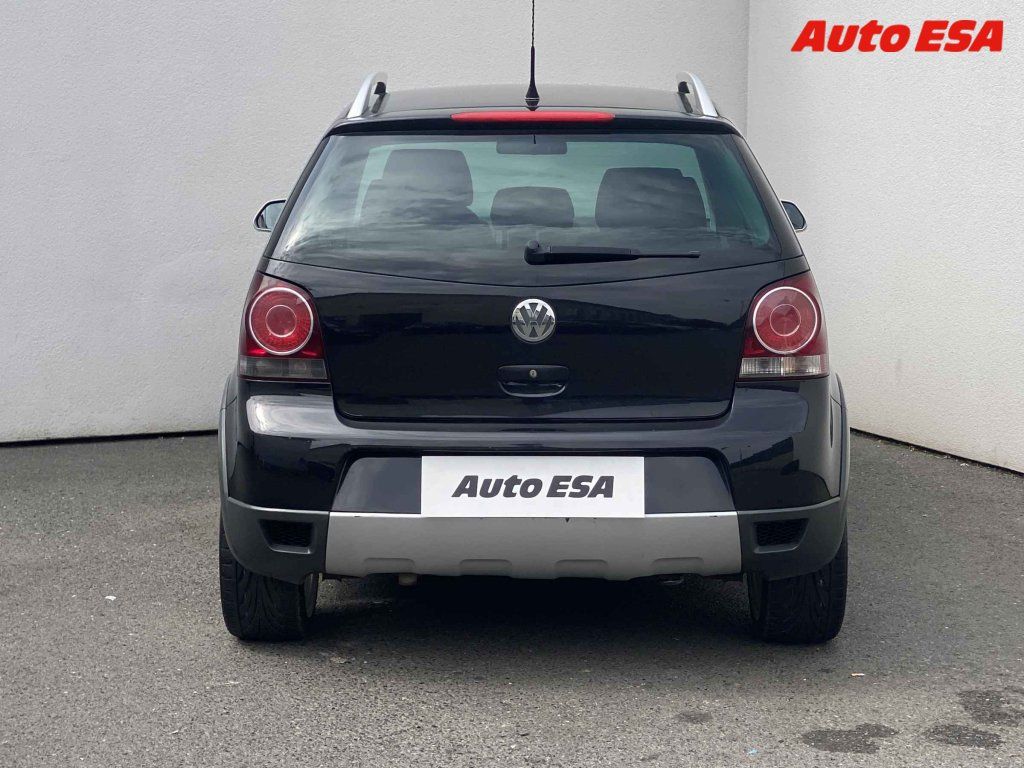 Volkswagen Polo, 1.4,AC,výhřev sed - fotka 5