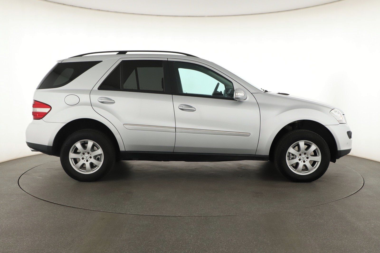 Mercedes-Benz Třídy M, ML 350 , 4X4, Automat, Navi - fotka 6