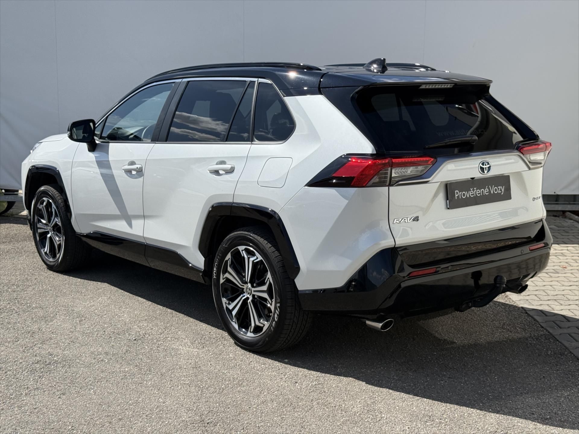 Toyota Rav4, 2,5 Executive, 4x4, PHEV - fotka 4