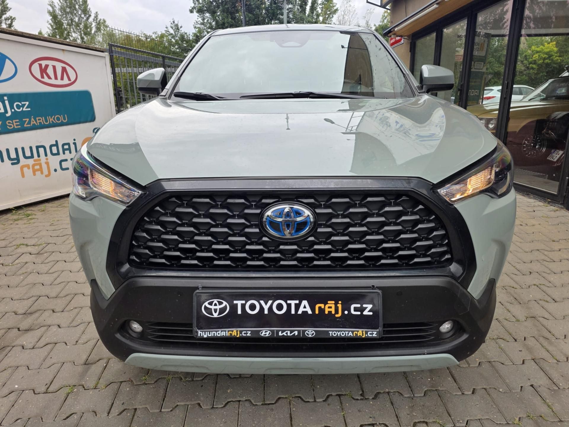 Toyota Corolla Cross, 2.0CROSS-HYBRID-ZÁRUKA-AUTOMAT - fotka 2