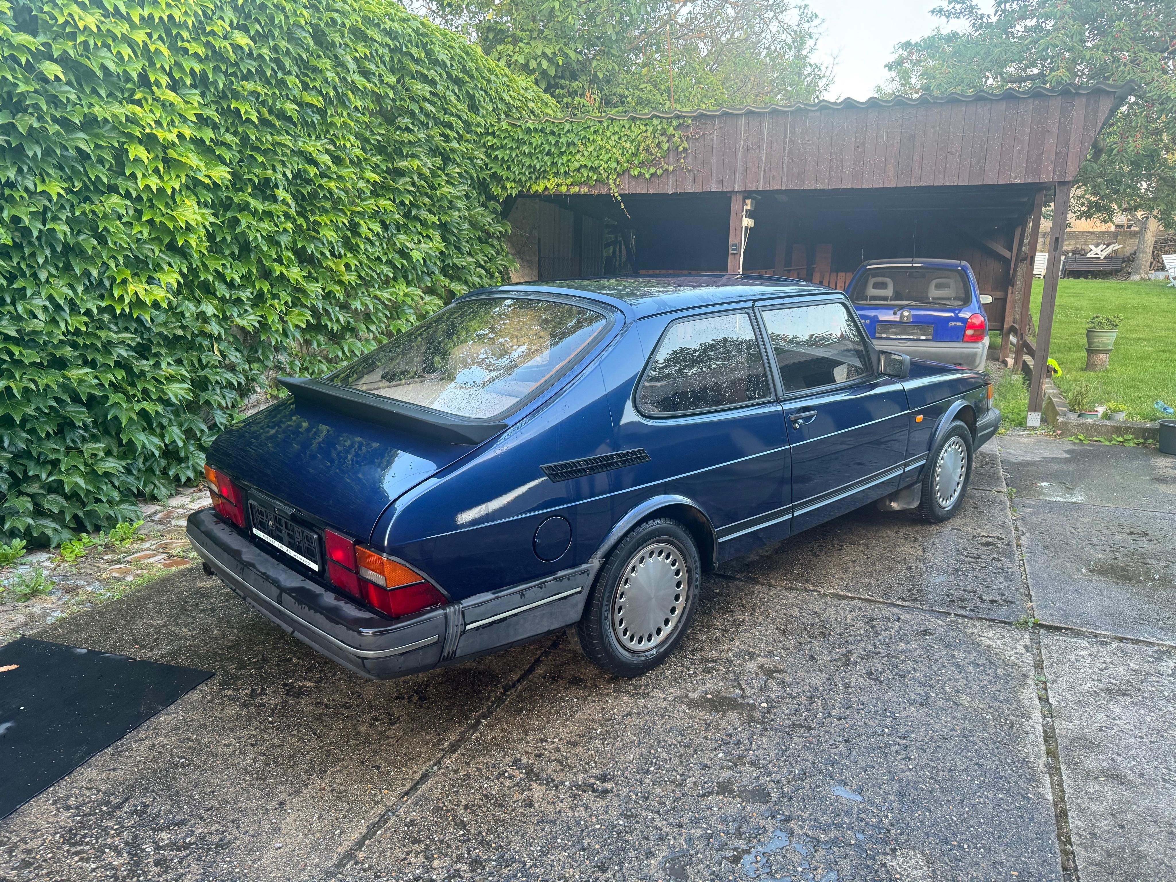 Saab 900 - fotka 2