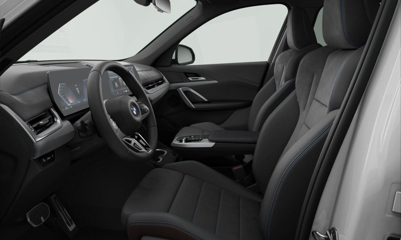 BMW X1, X1 sDrive 18i - fotka 4