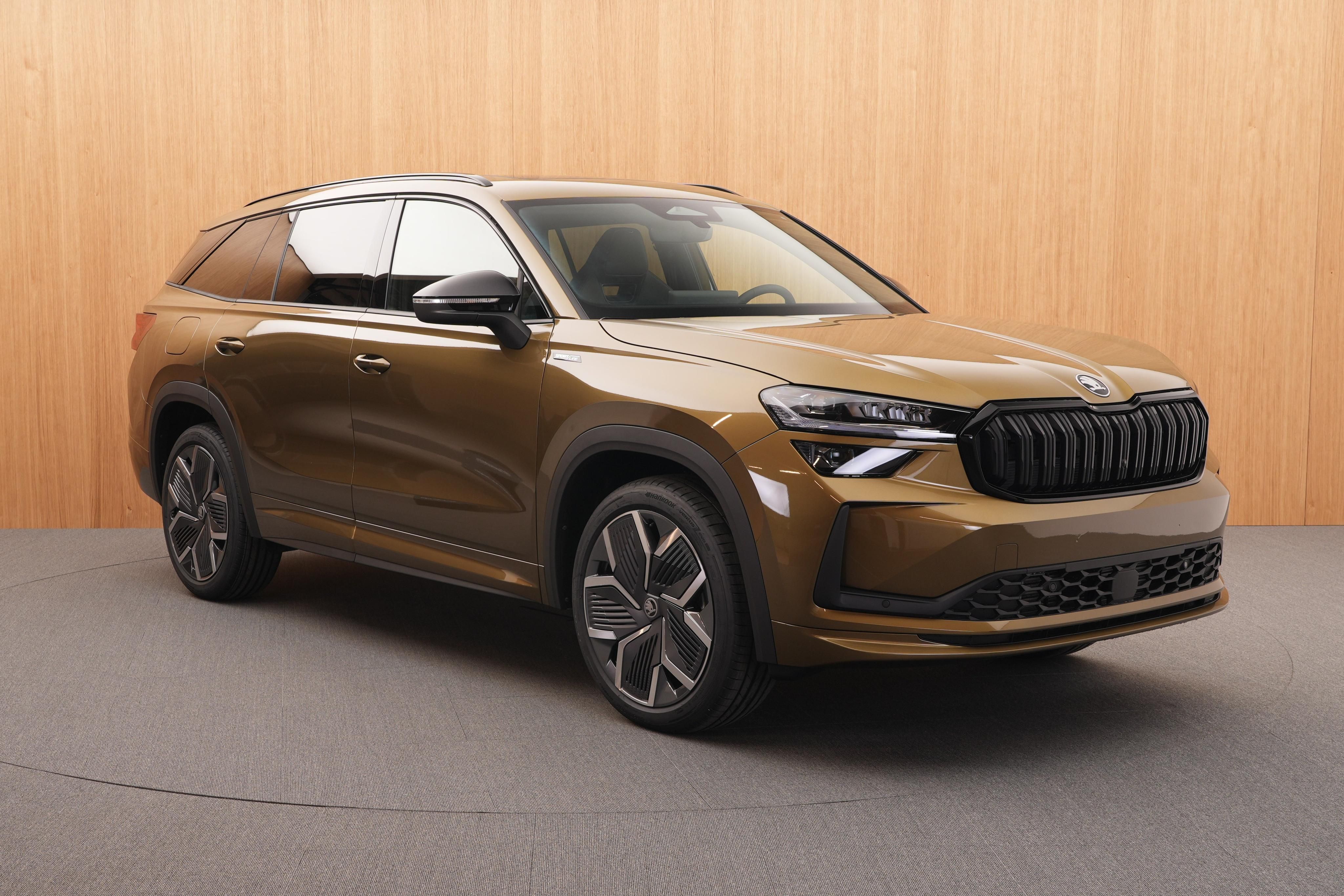 Škoda Kodiaq, Sportine 1.5 TSI DSG - fotka 6