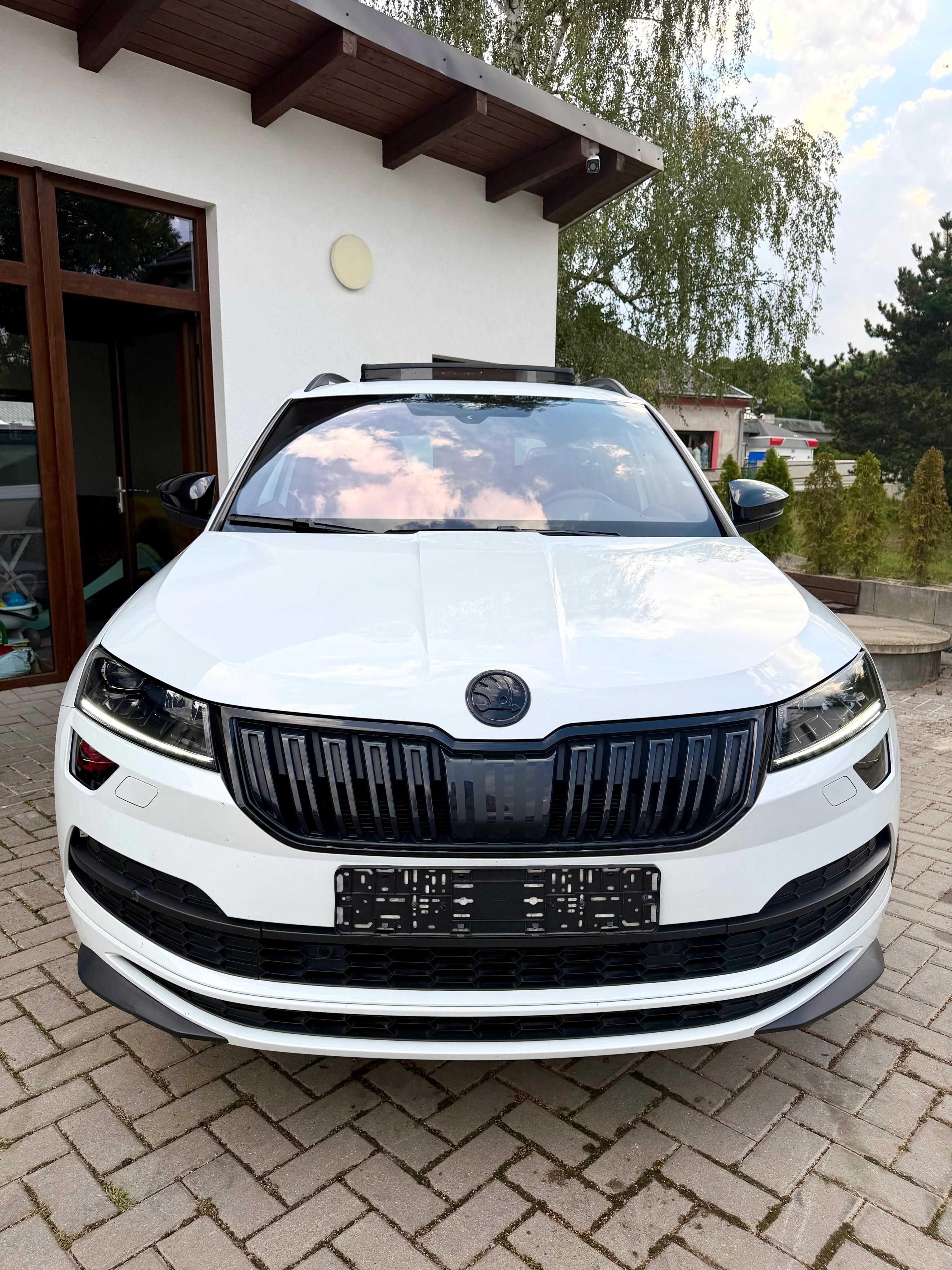Škoda Karoq, Sport Line KŮŽE PANORAMA 2021 - fotka 2