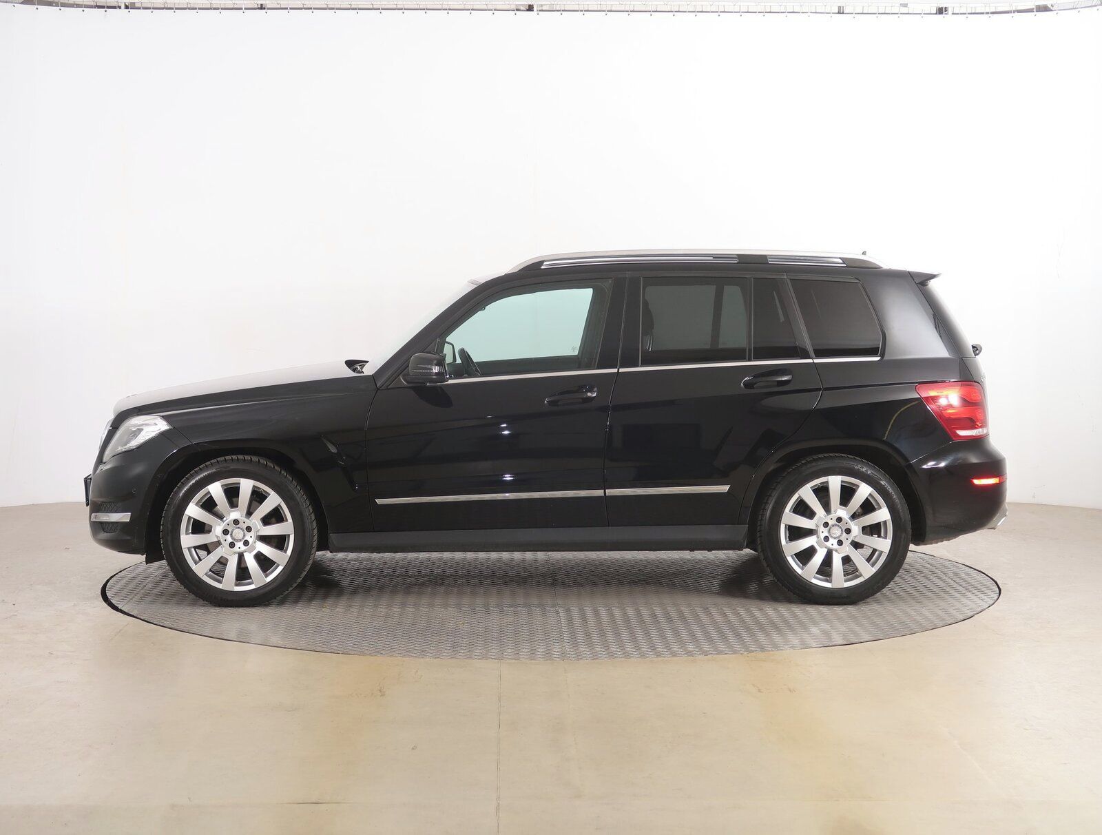 Mercedes-Benz GLK, 220 CDI, 4X4, Automat - fotka 3