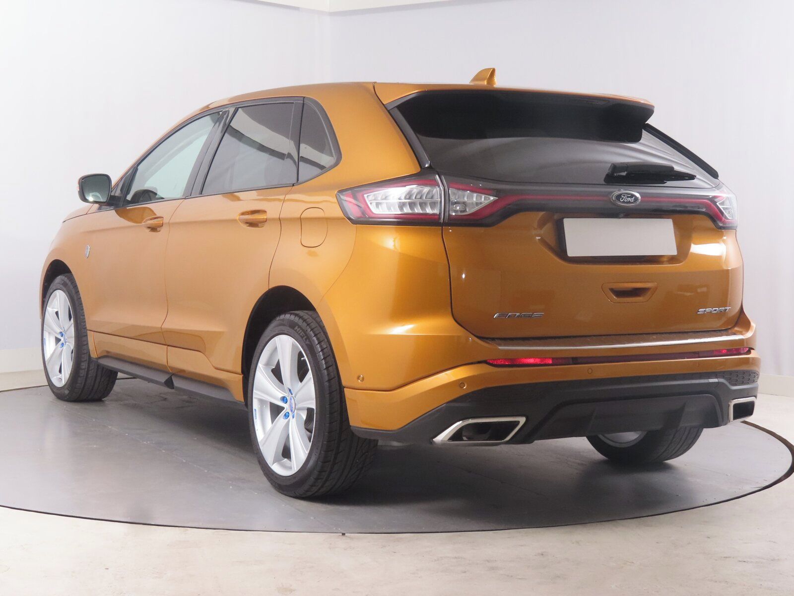 Ford Edge, 2.0 Bi-TDCI, Titanium, 4X4 - fotka 4
