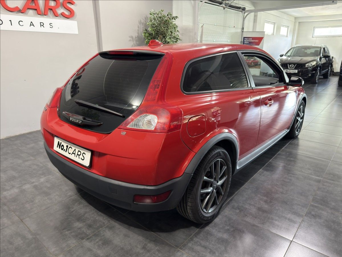 Volvo C30, 1,8   i KLIMATIZACE SERVIS ALU - fotka 5