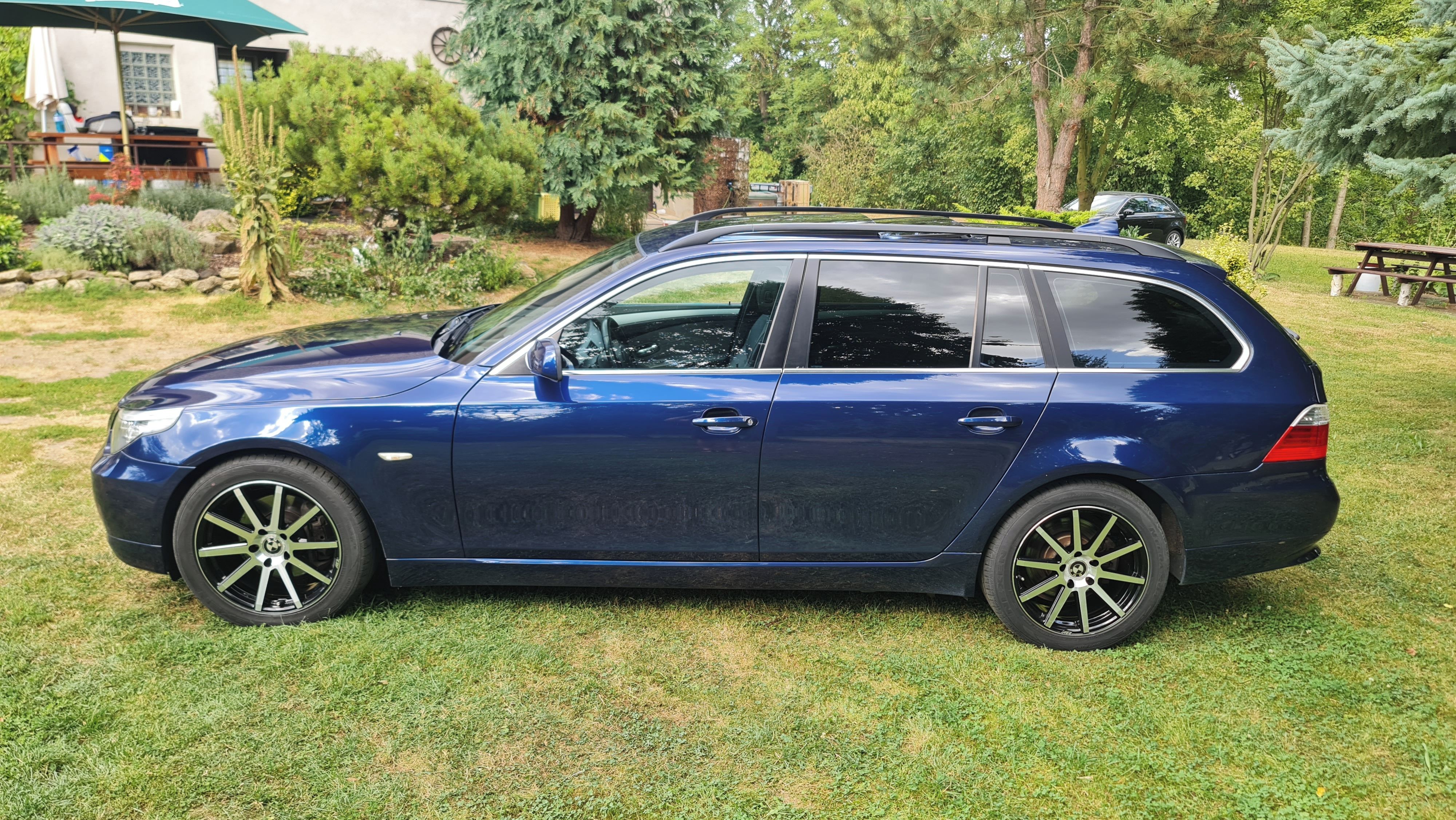 BMW Řada 5, 525xd,E61,FACELIFT,4x4,manuál - fotka 4