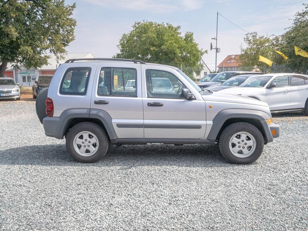Jeep Cherokee, 2.8CRD 120KW – SPORT STAR - fotka 4