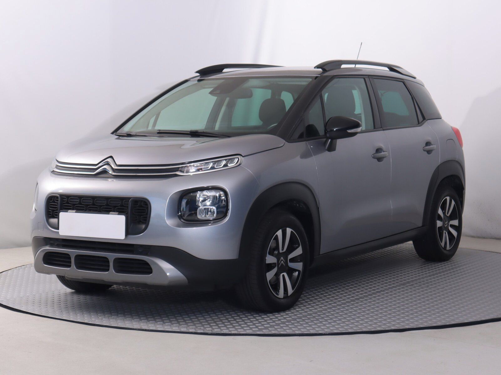 Citroën C3 Aircross, 1.2 PureTech, Automat, Navi - fotka 2
