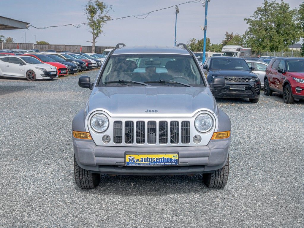 Jeep Cherokee, 2.8CRD 120KW – SPORT STAR - fotka 2
